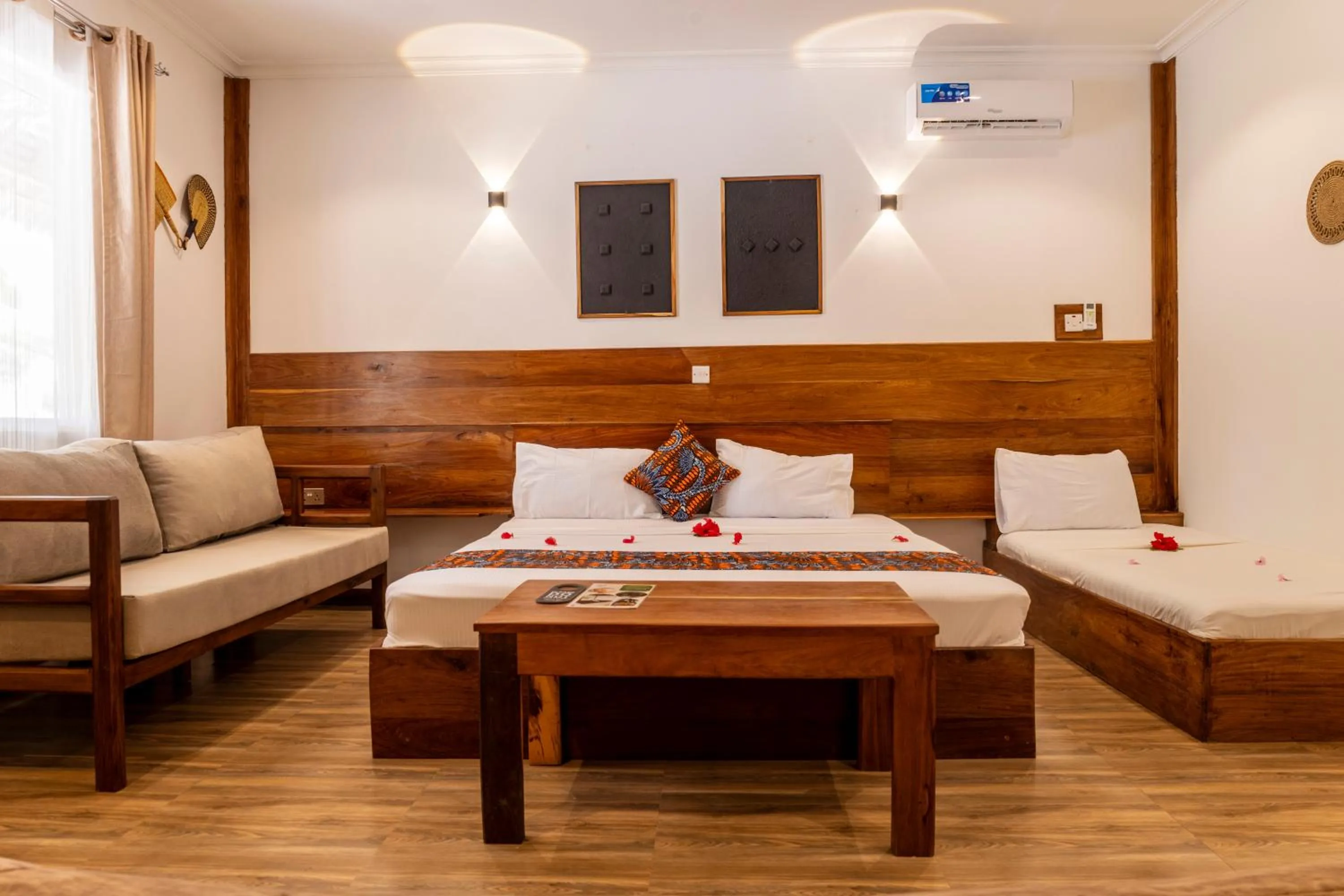 Bed in Mem Luxury Apartments and Hotel