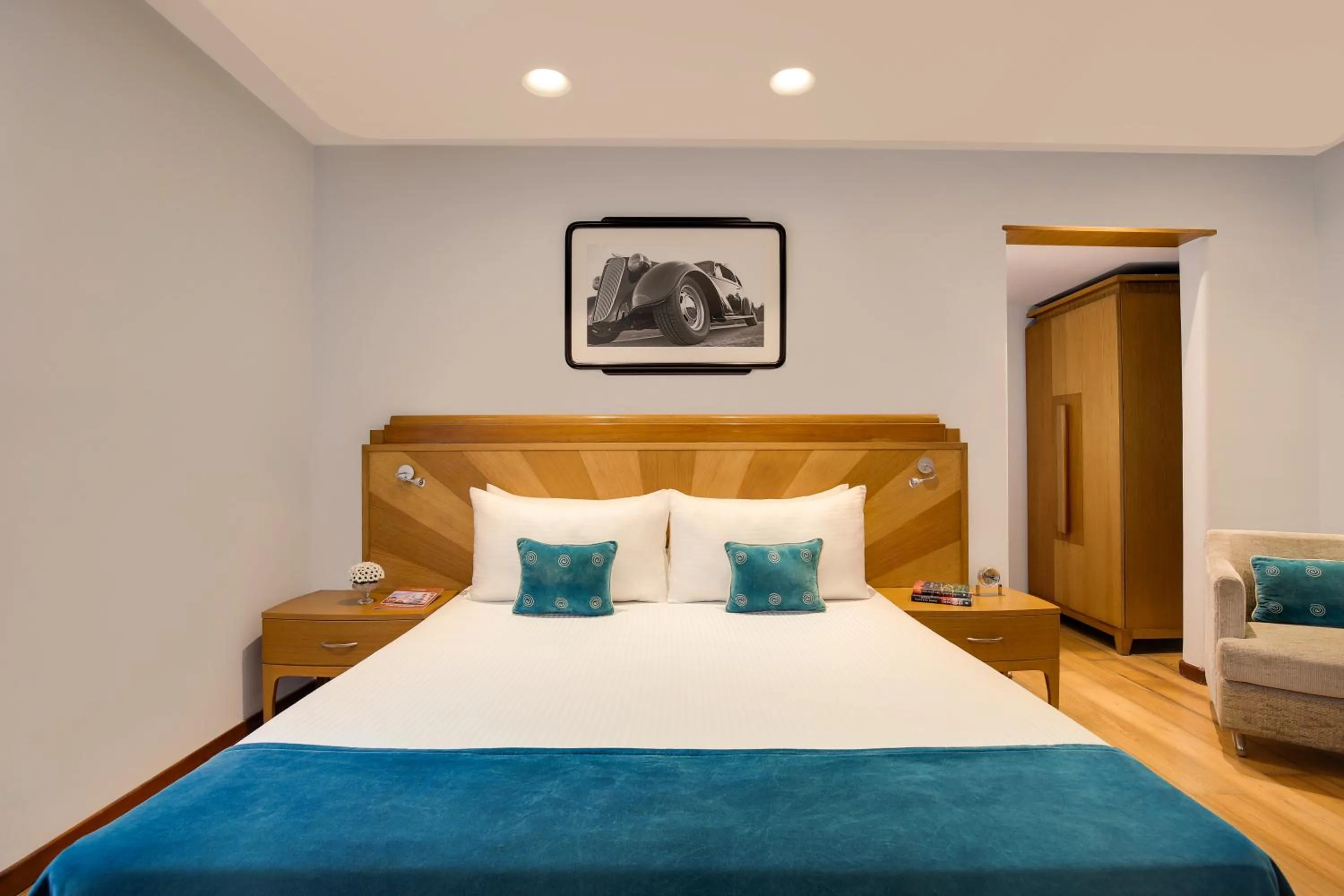 Bed in Ambassador, New Delhi - IHCL SeleQtions