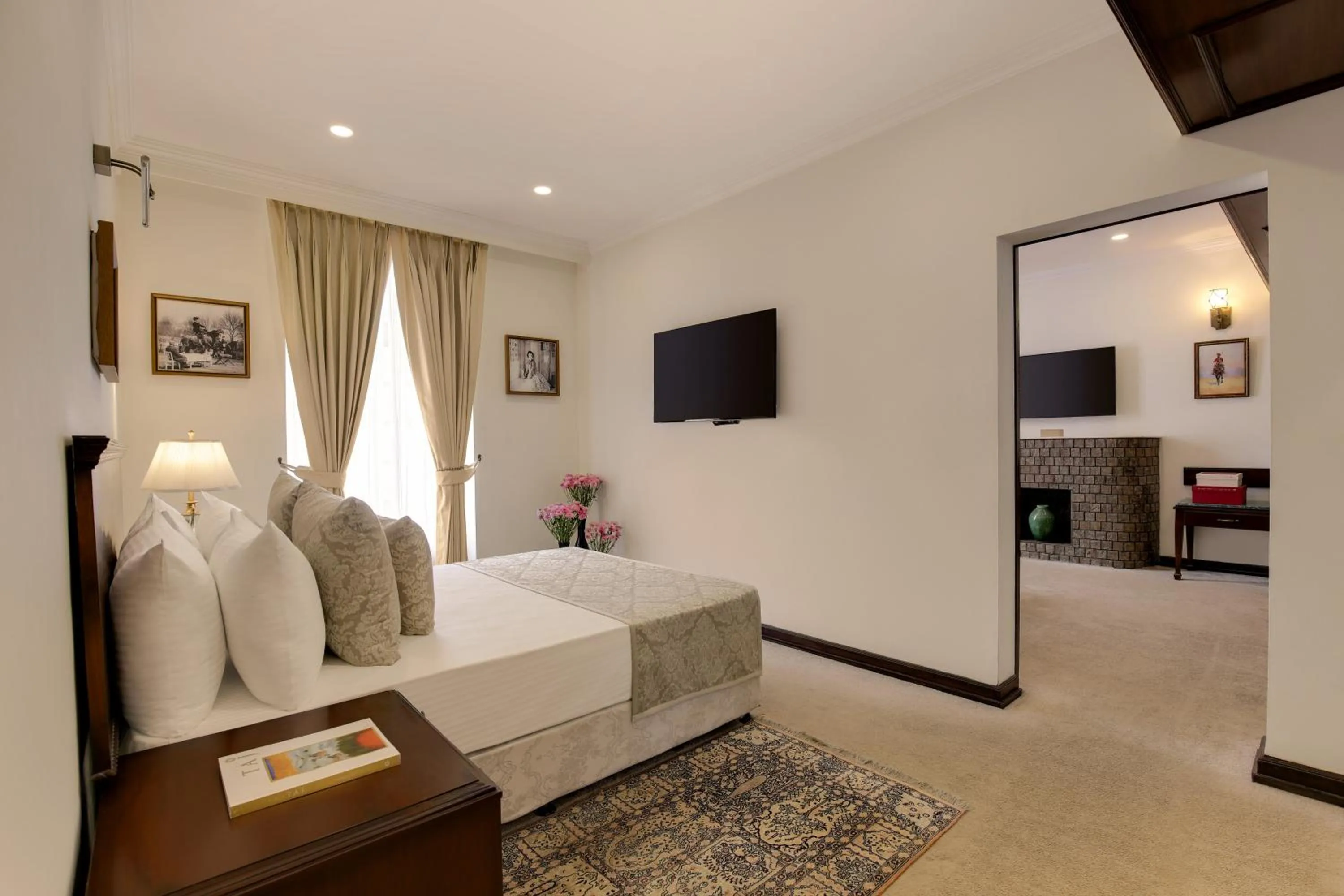 Bed in Ambassador, New Delhi - IHCL SeleQtions