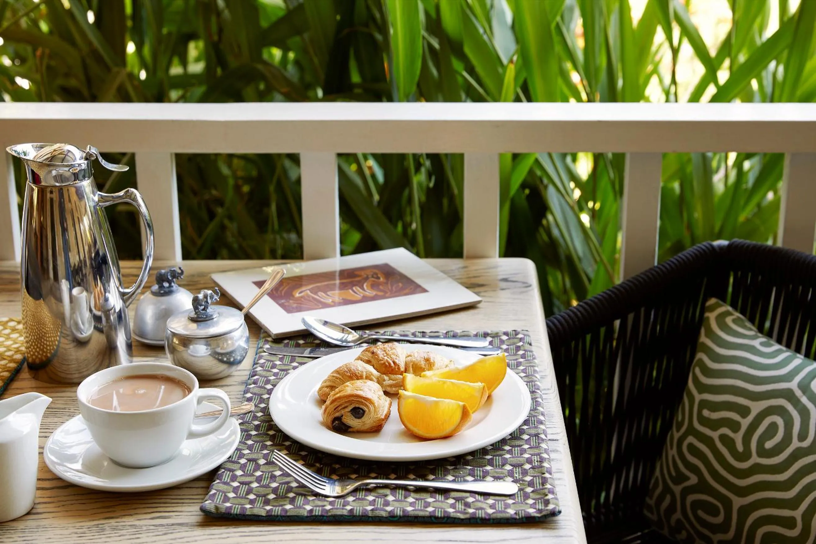 Food and drinks in Pioneers