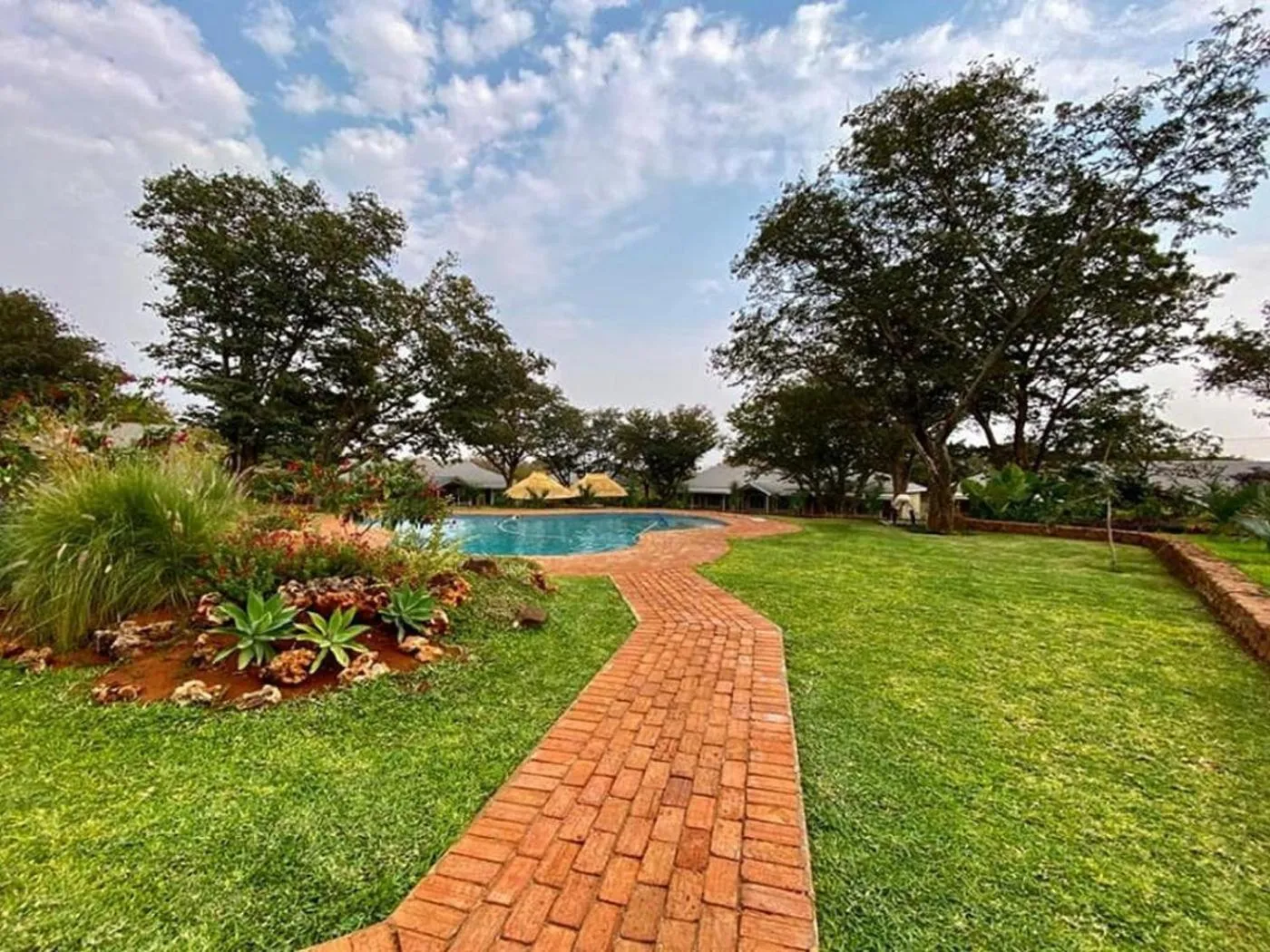 Property building in Pioneers