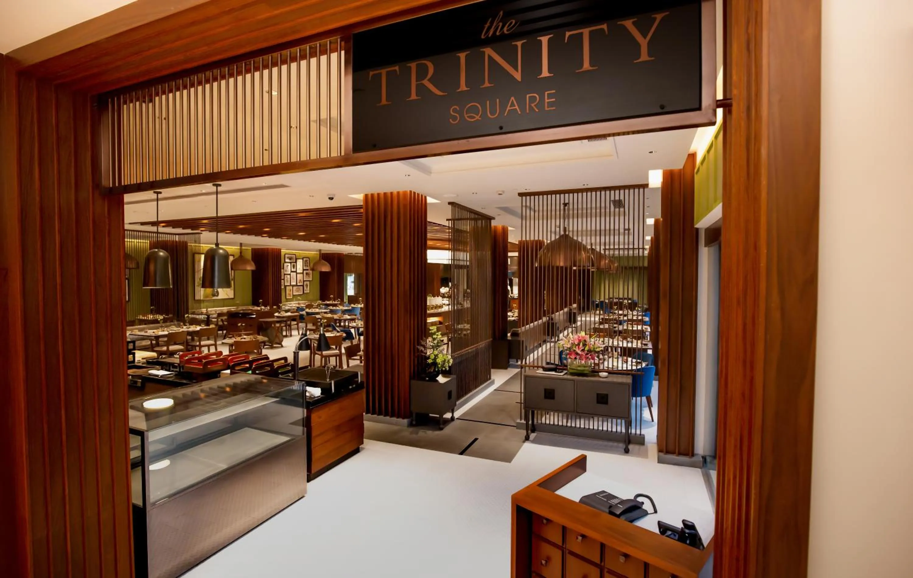 Continental breakfast, Bed in Taj MG Road Bengaluru