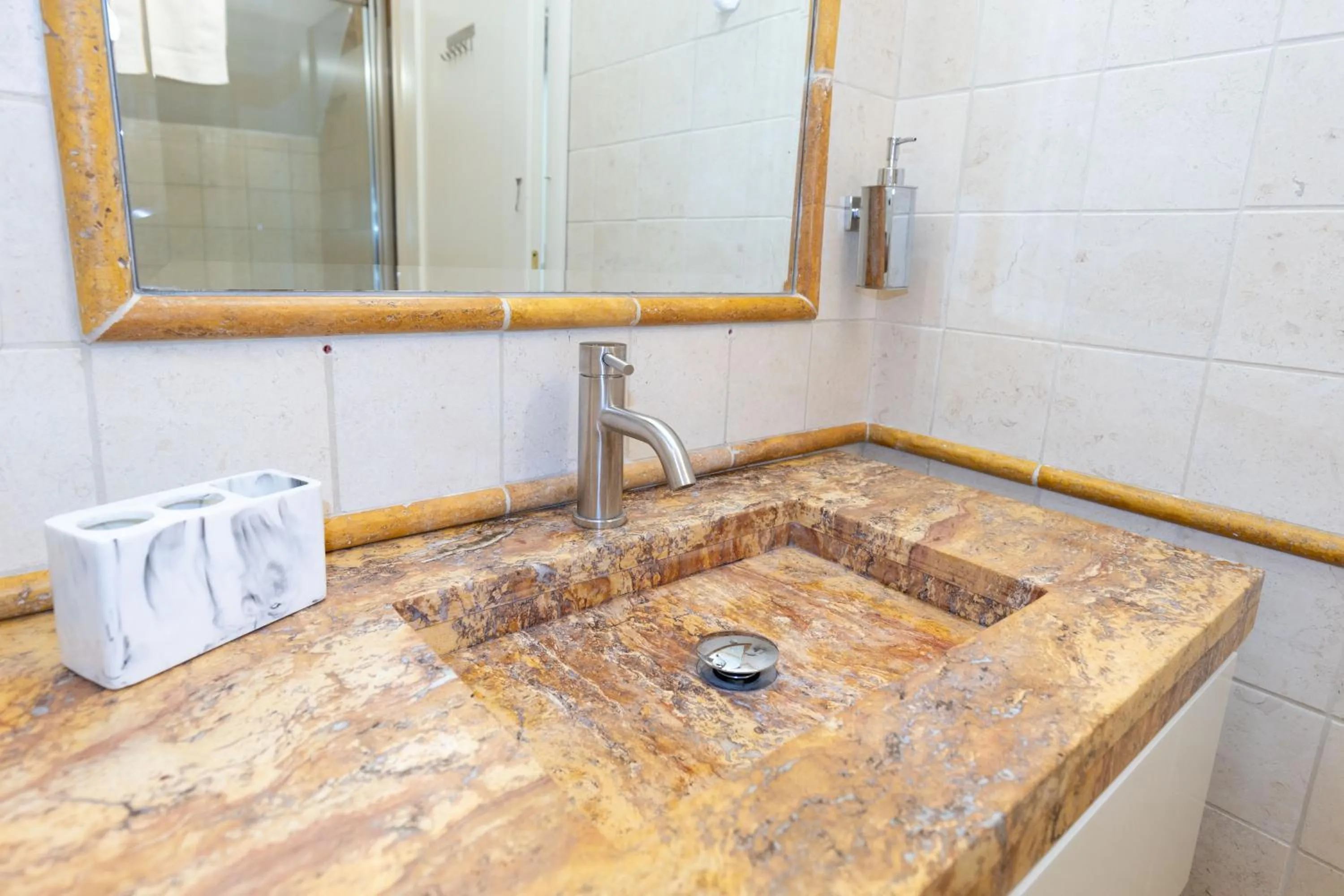 BolognaRoomscom - Frassinago Deluxe