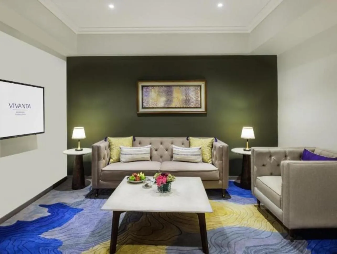 Living room in Vivanta Bengaluru Residency Road