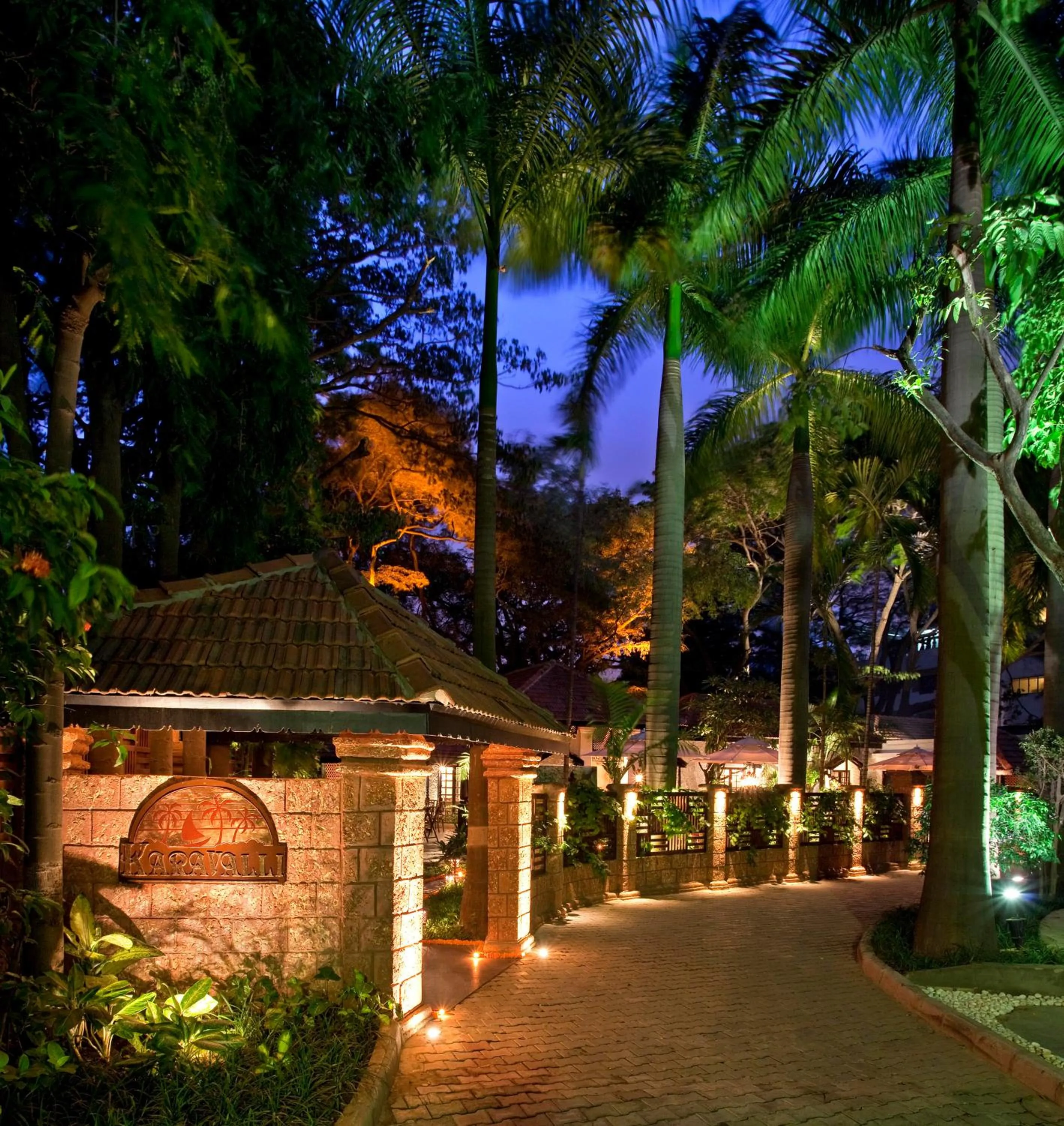 Restaurant/places to eat in Vivanta Bengaluru Residency Road