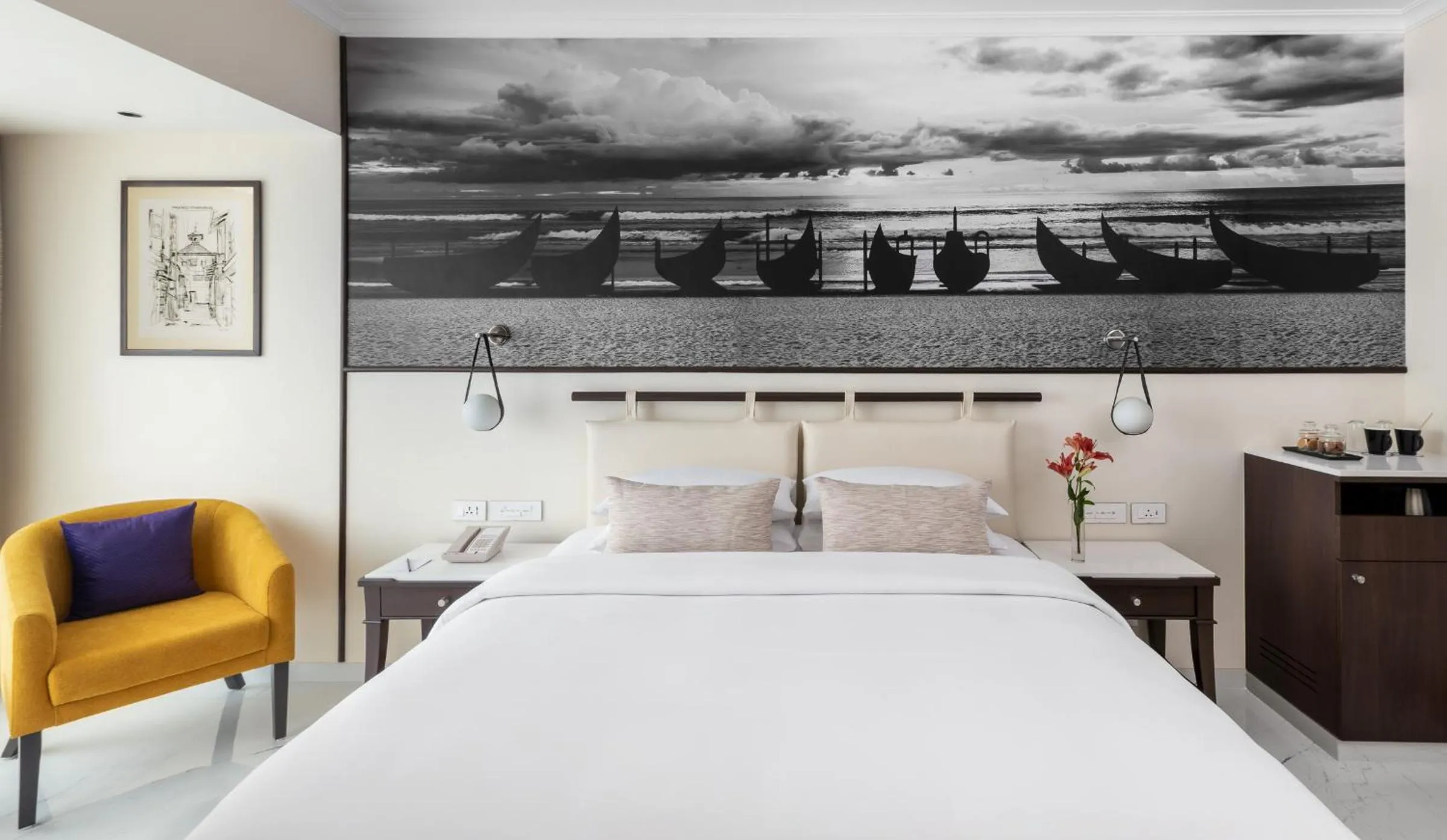 Bed in Vivanta Ernakulam, Marine Drive