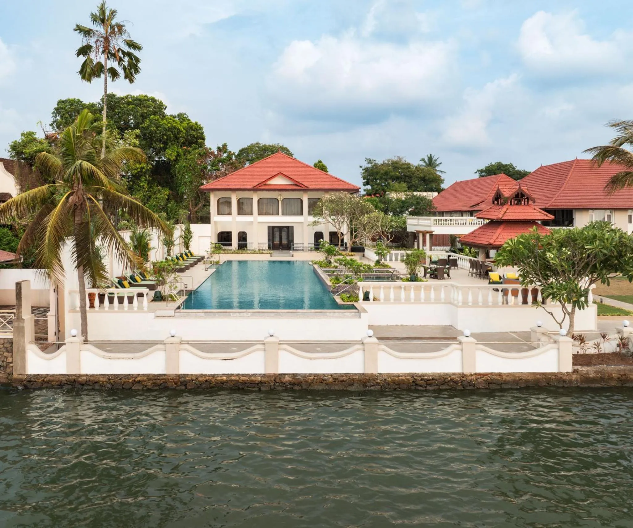 Swimming pool in Taj Malabar Resort & Spa, Cochin.