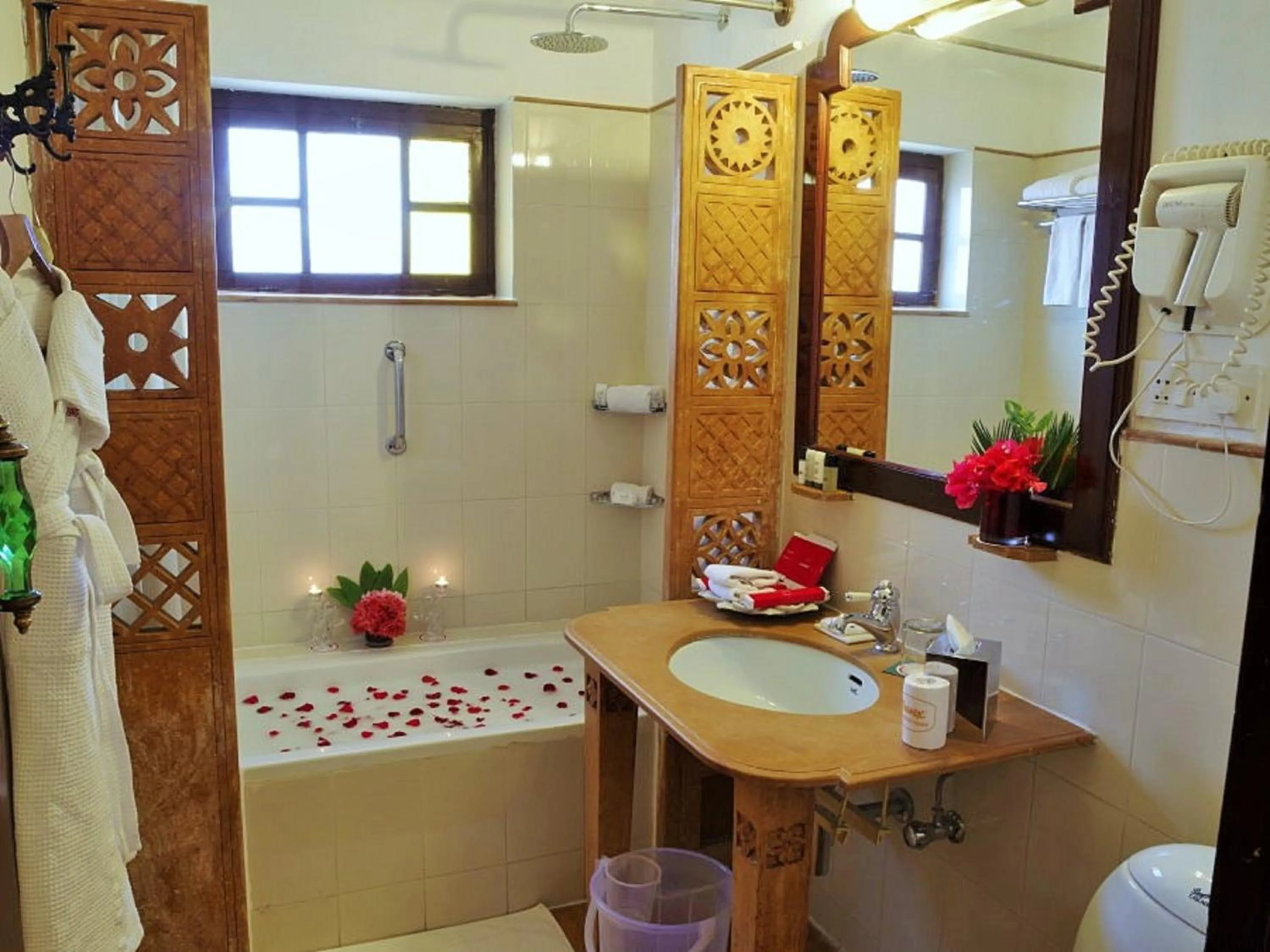 Shower in Hotel Rawalkot Jaisalmer