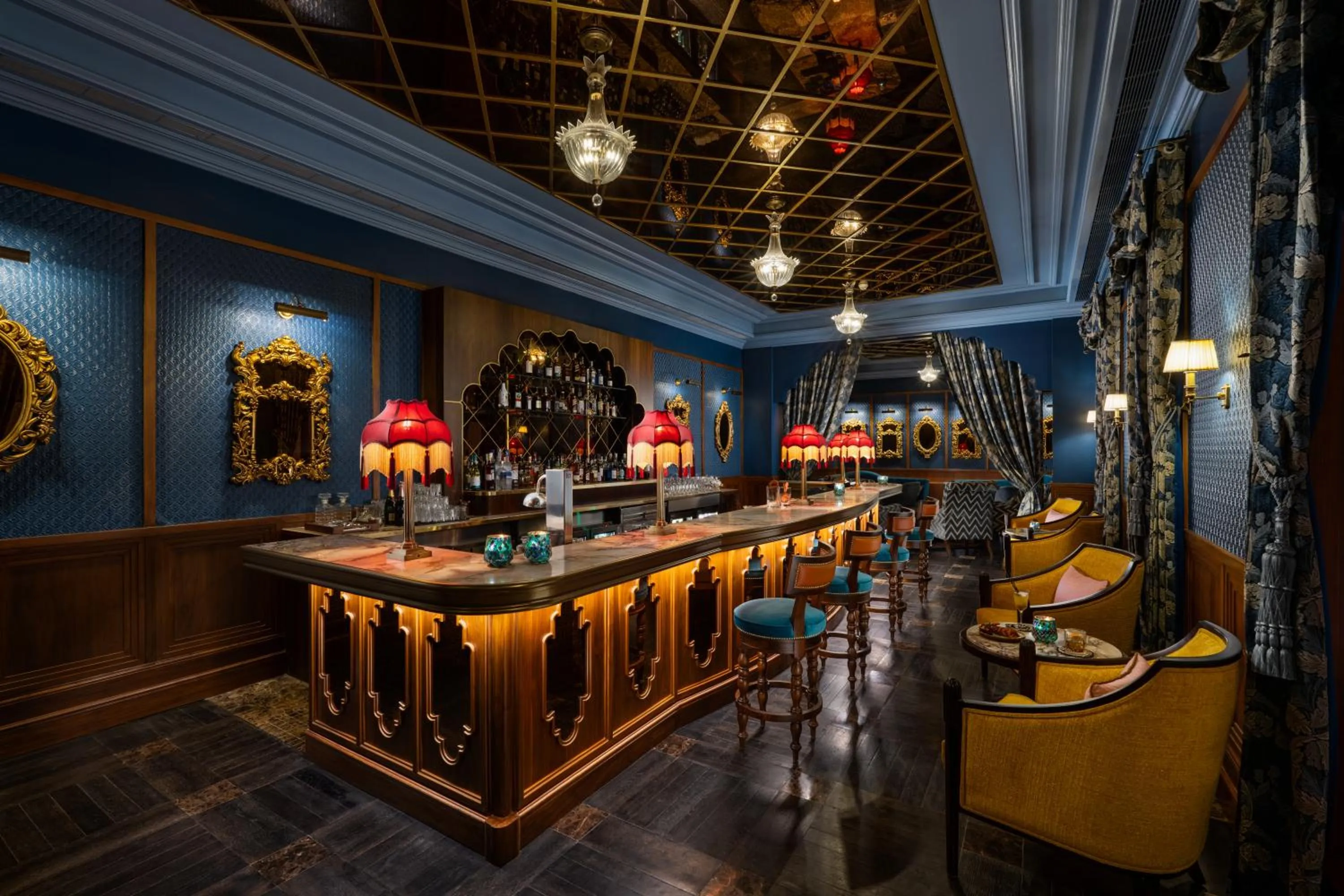 Restaurant/places to eat in Taj Usha Kiran Palace, Gwalior