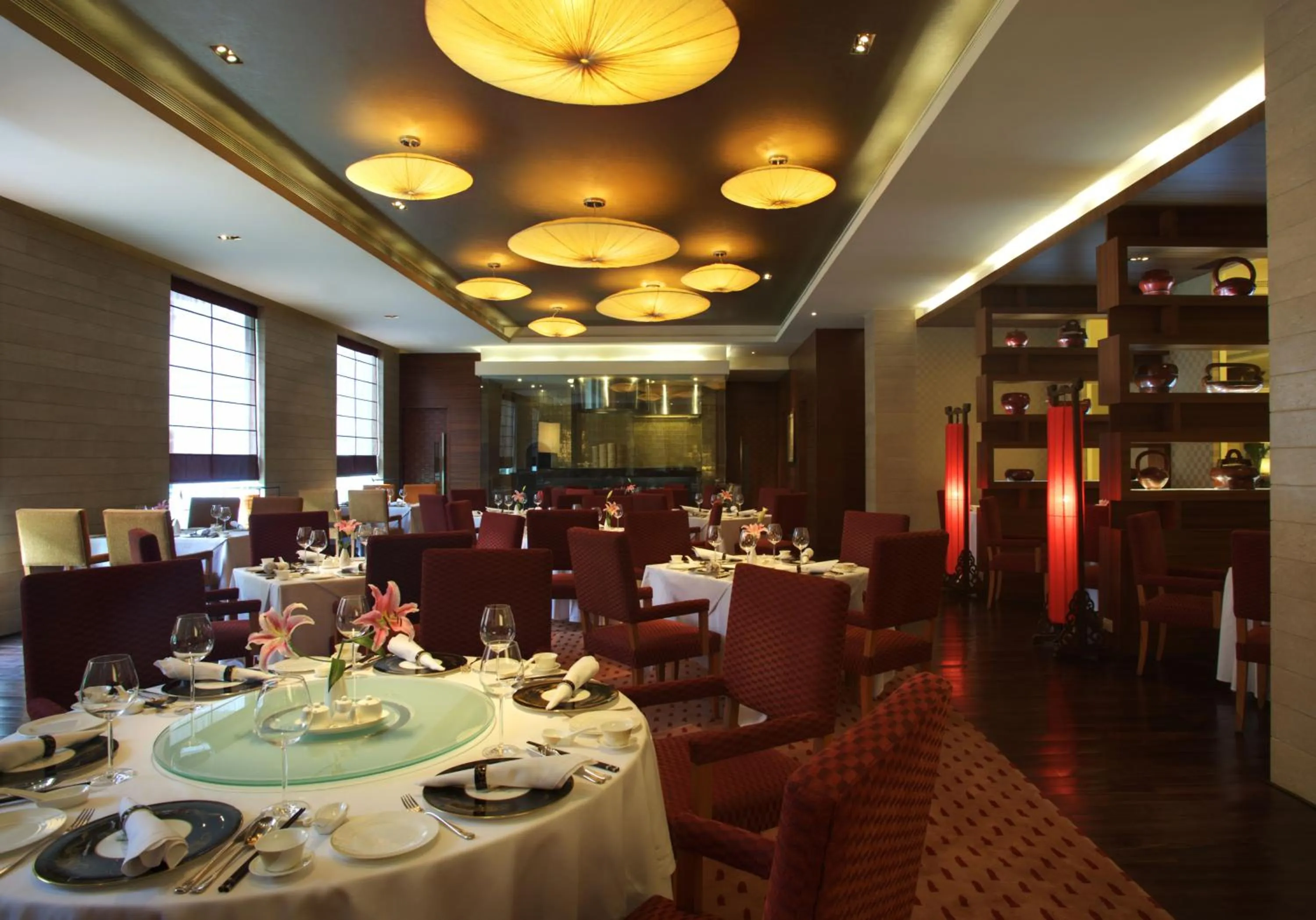 Restaurant/places to eat in Taj Coromandel