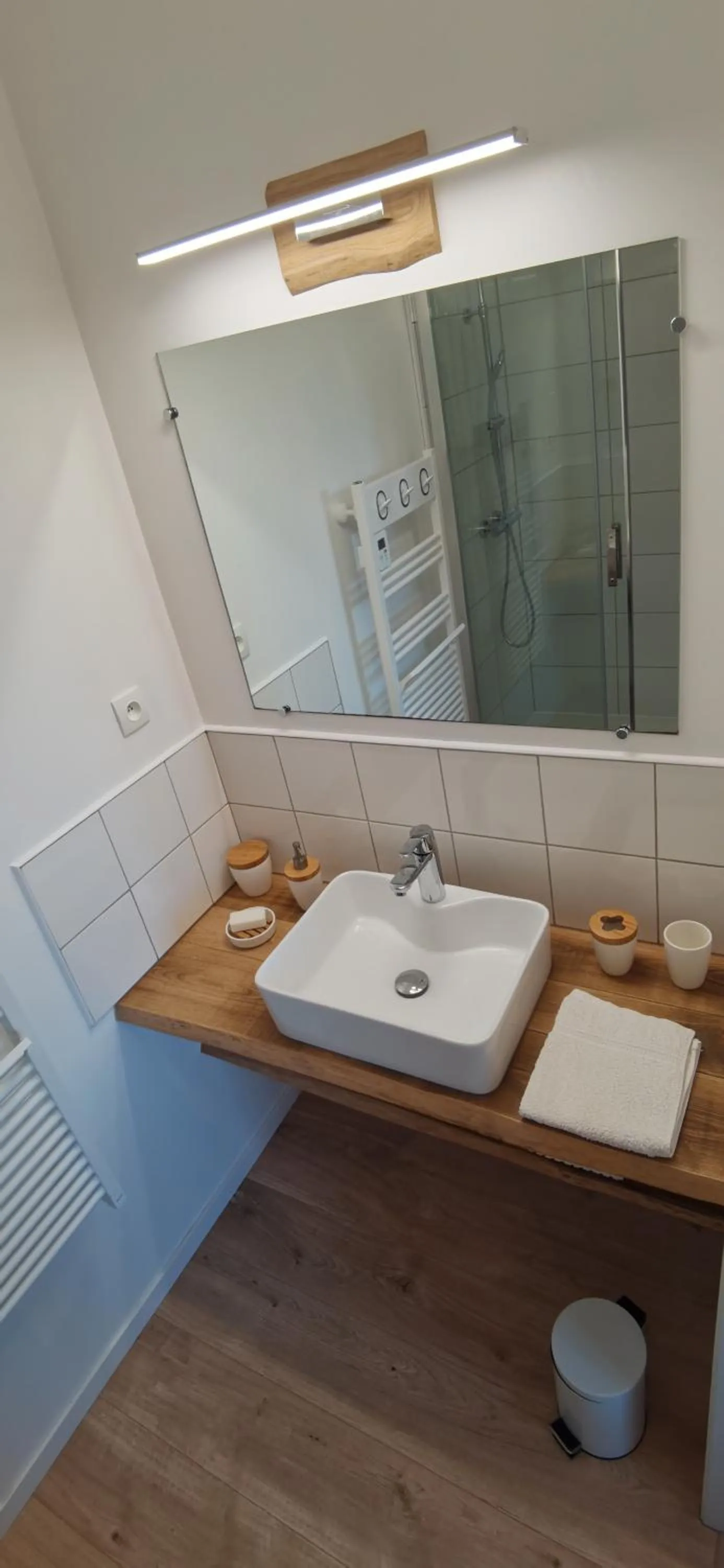 Bathroom in Les Hauts de Grazac, Chambres et Tables d'hôtes
