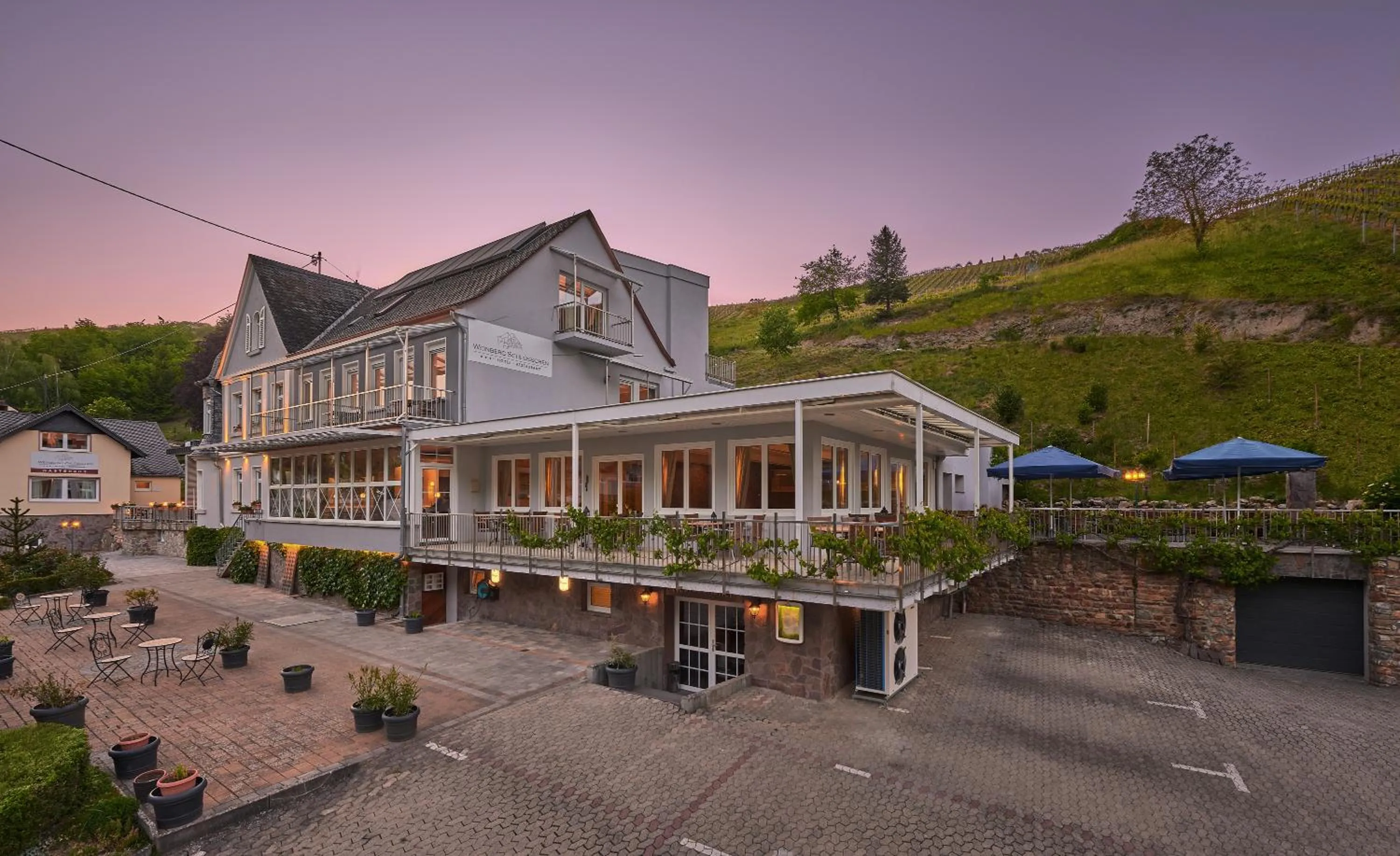 Property building in Hotel Weinberg-Schlößchen