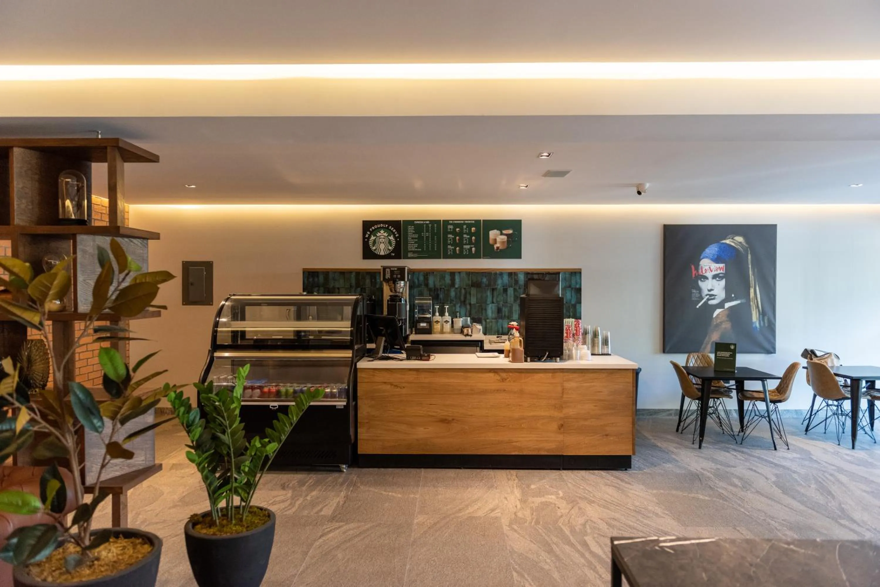 Restaurant/places to eat in FULTON Business Luxury HOTEL