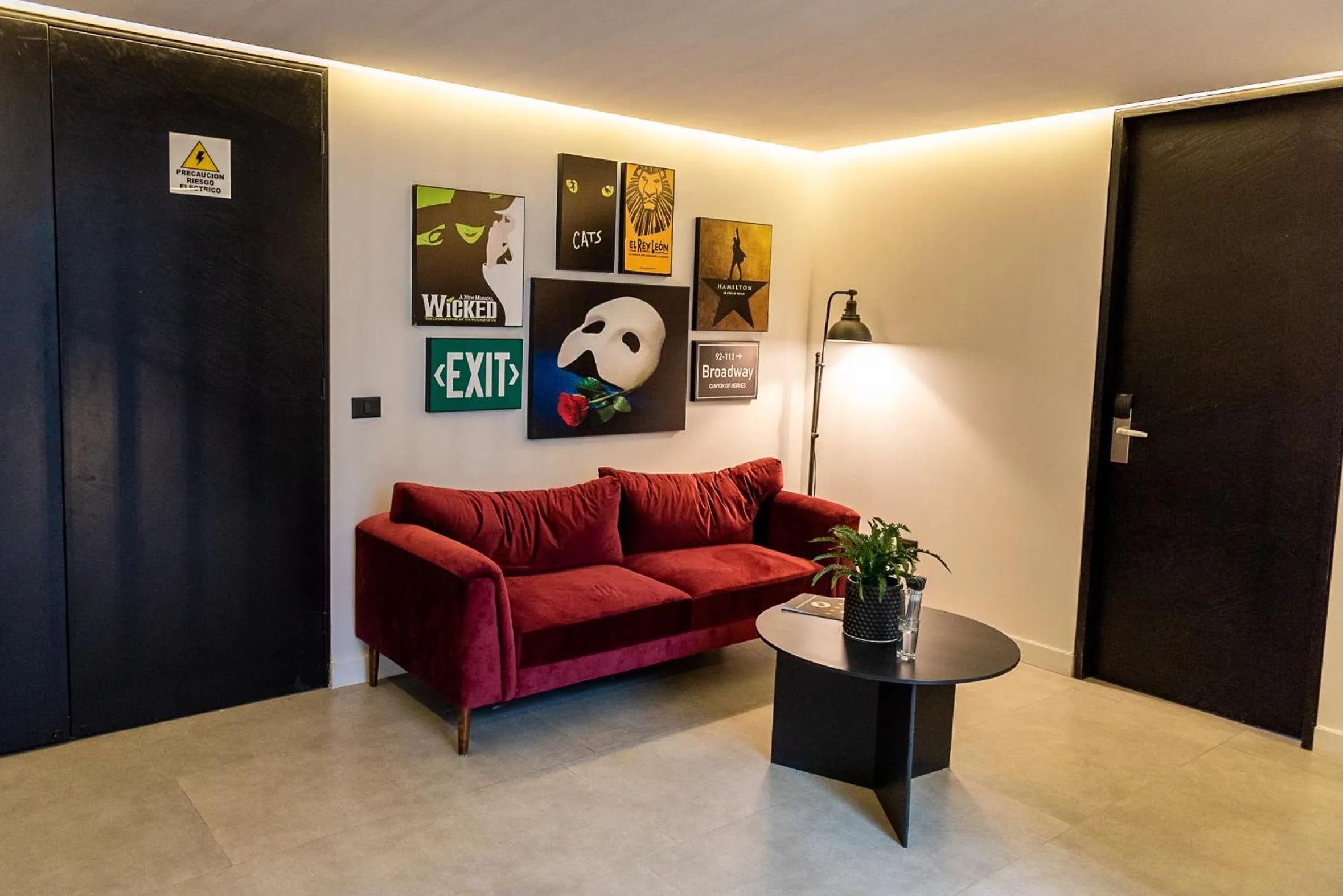 locker in FULTON Business Luxury HOTEL