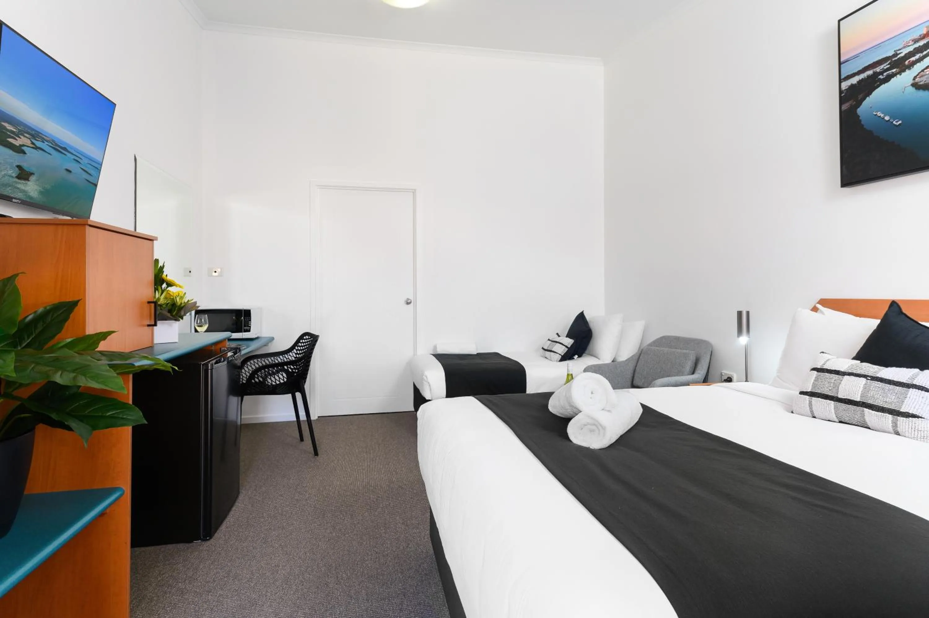 Bedroom in CQ Motel Gladstone