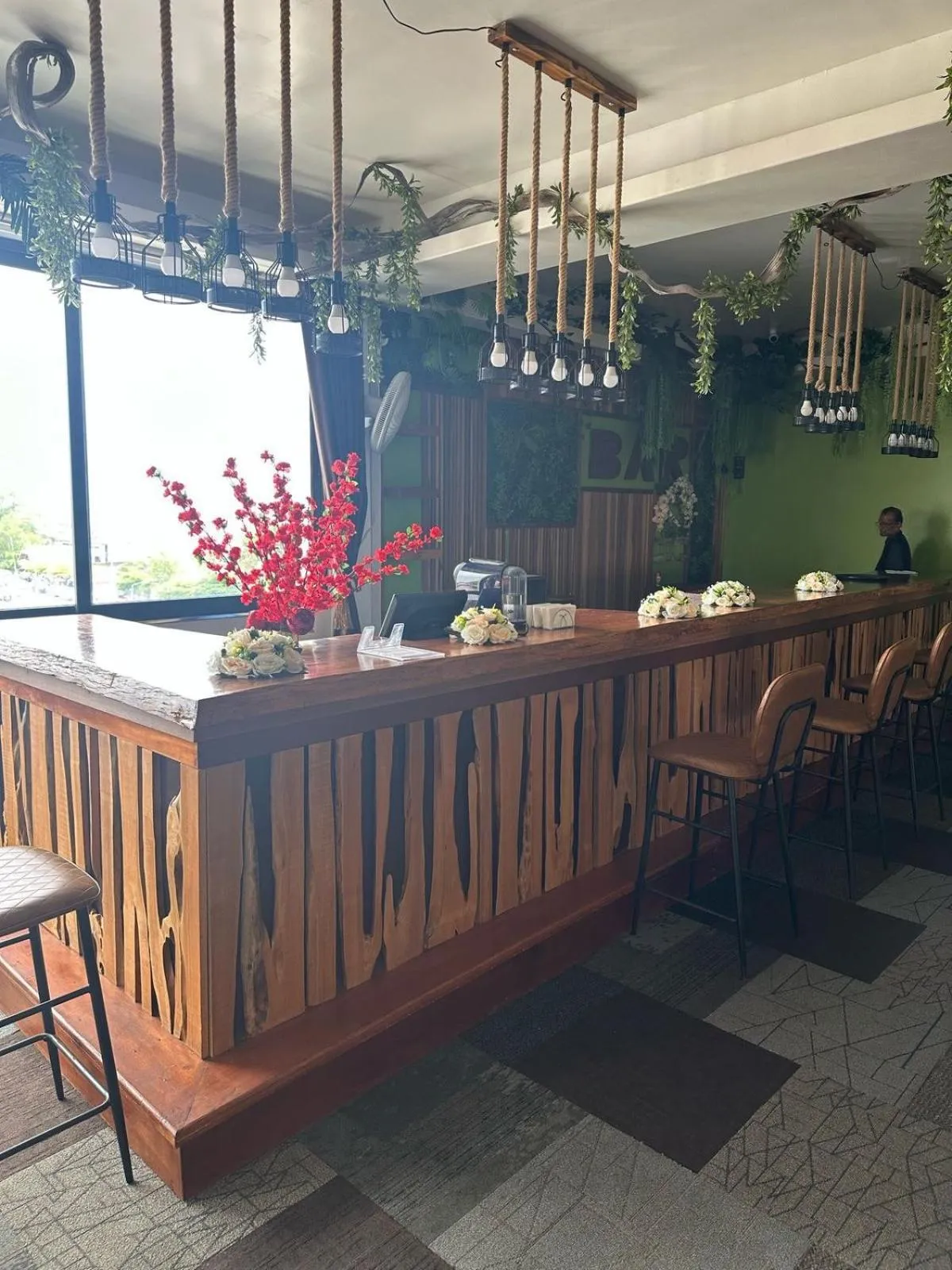 Restaurant/places to eat in Royal Breeze Paramaribo