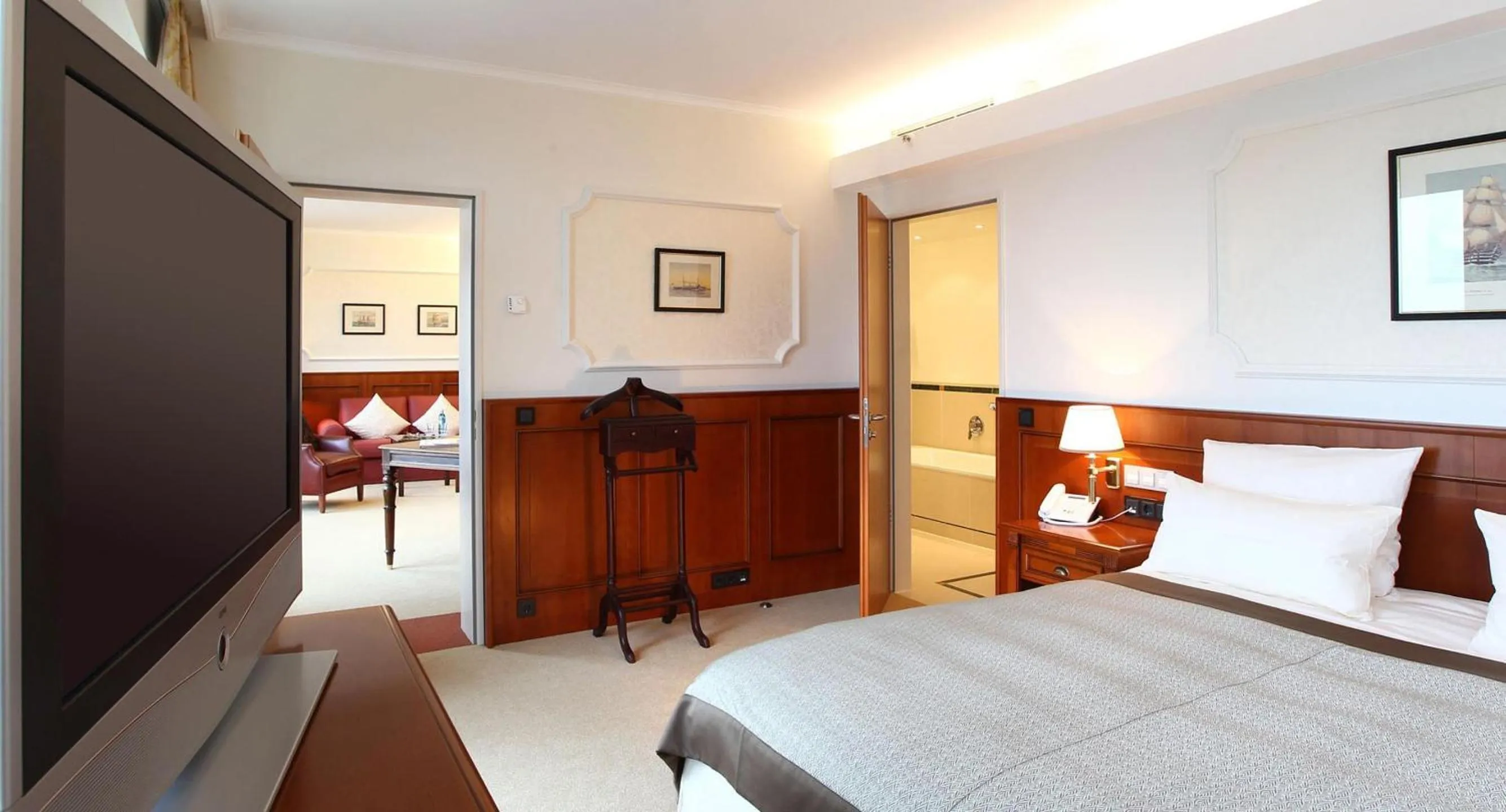 Photo of the whole room, Bed in ATLANTIC Hotel Wilhelmshaven