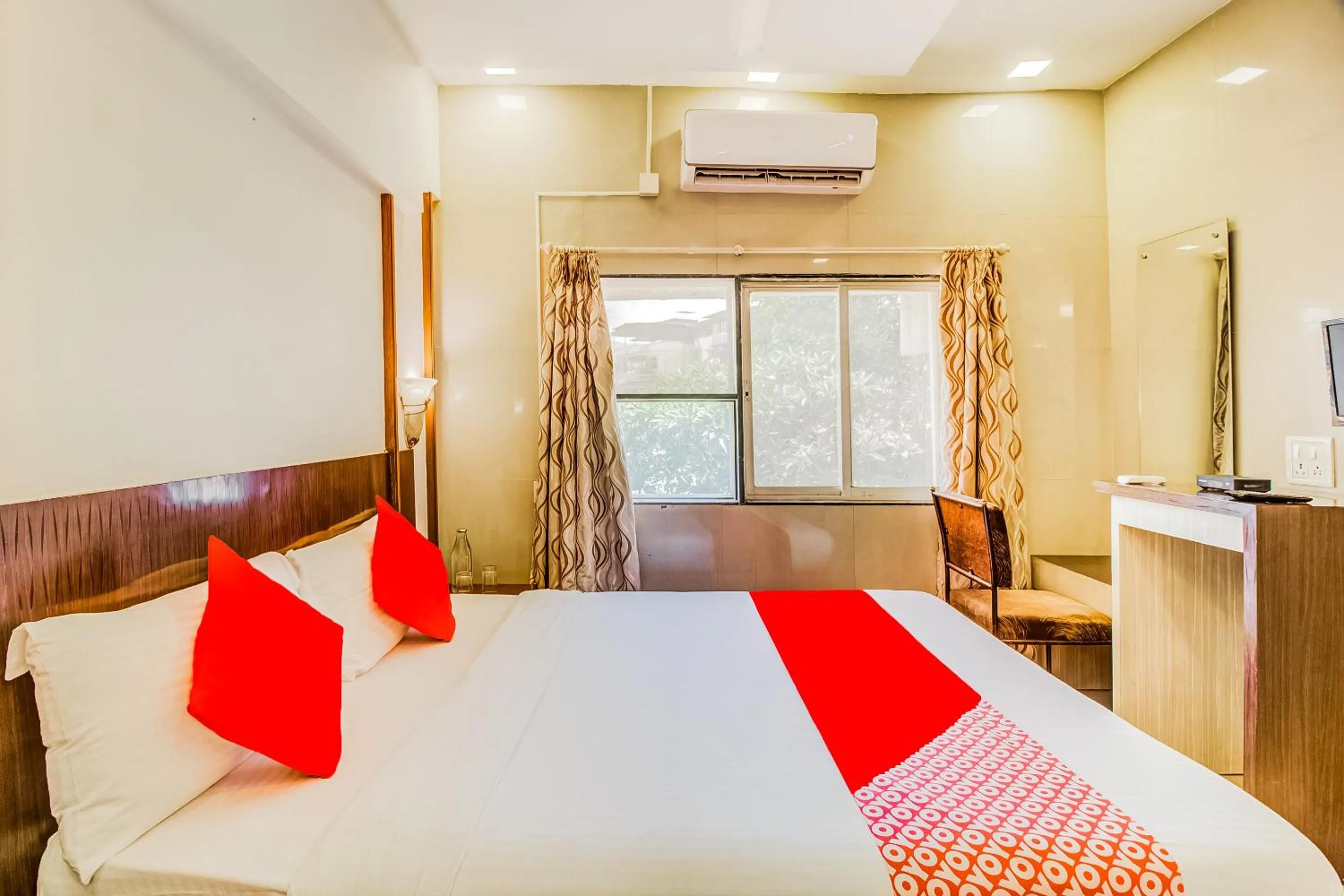 Bedroom, Bed in Collection O Panchratna