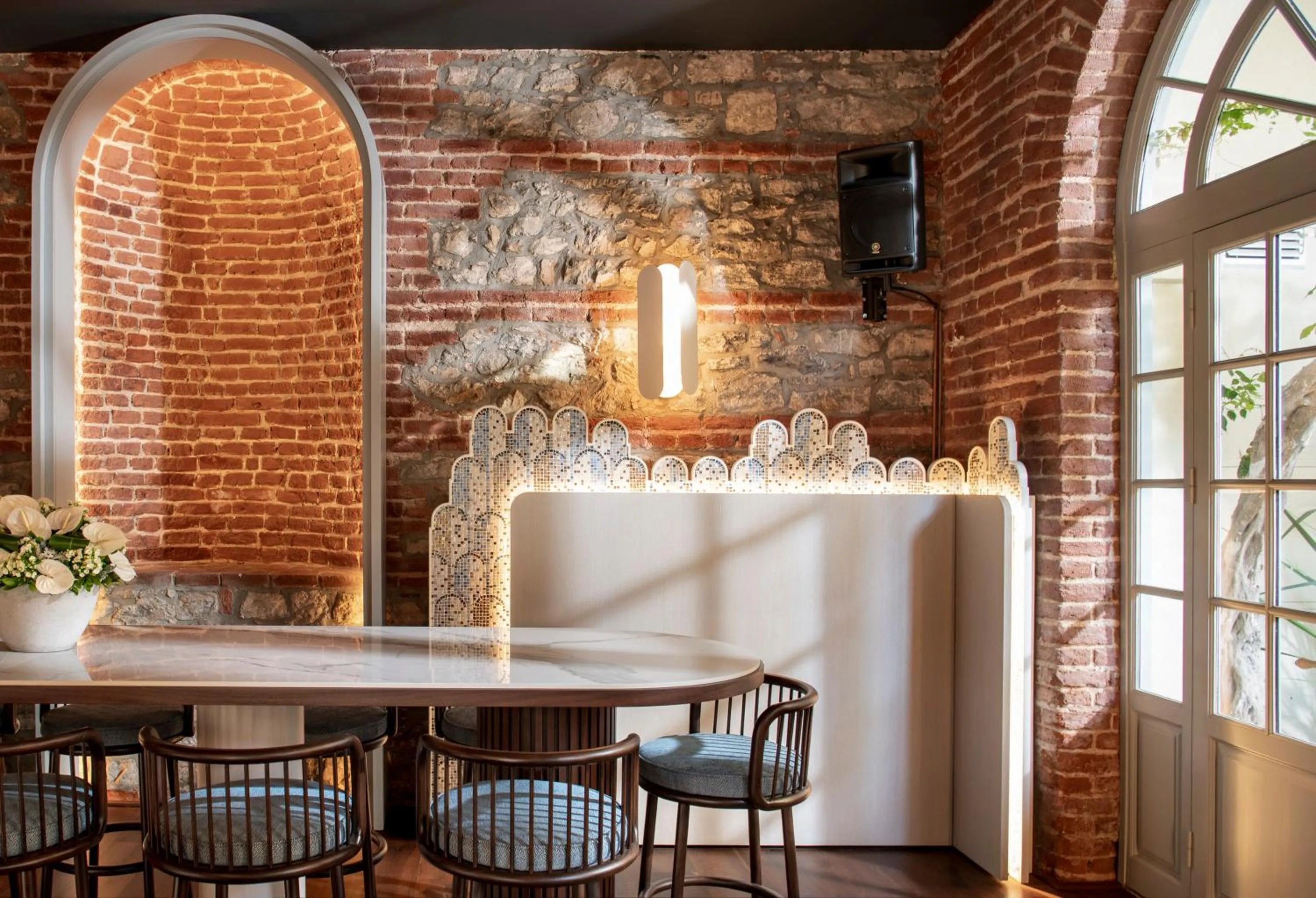 Ecole St. Pierre Hotel