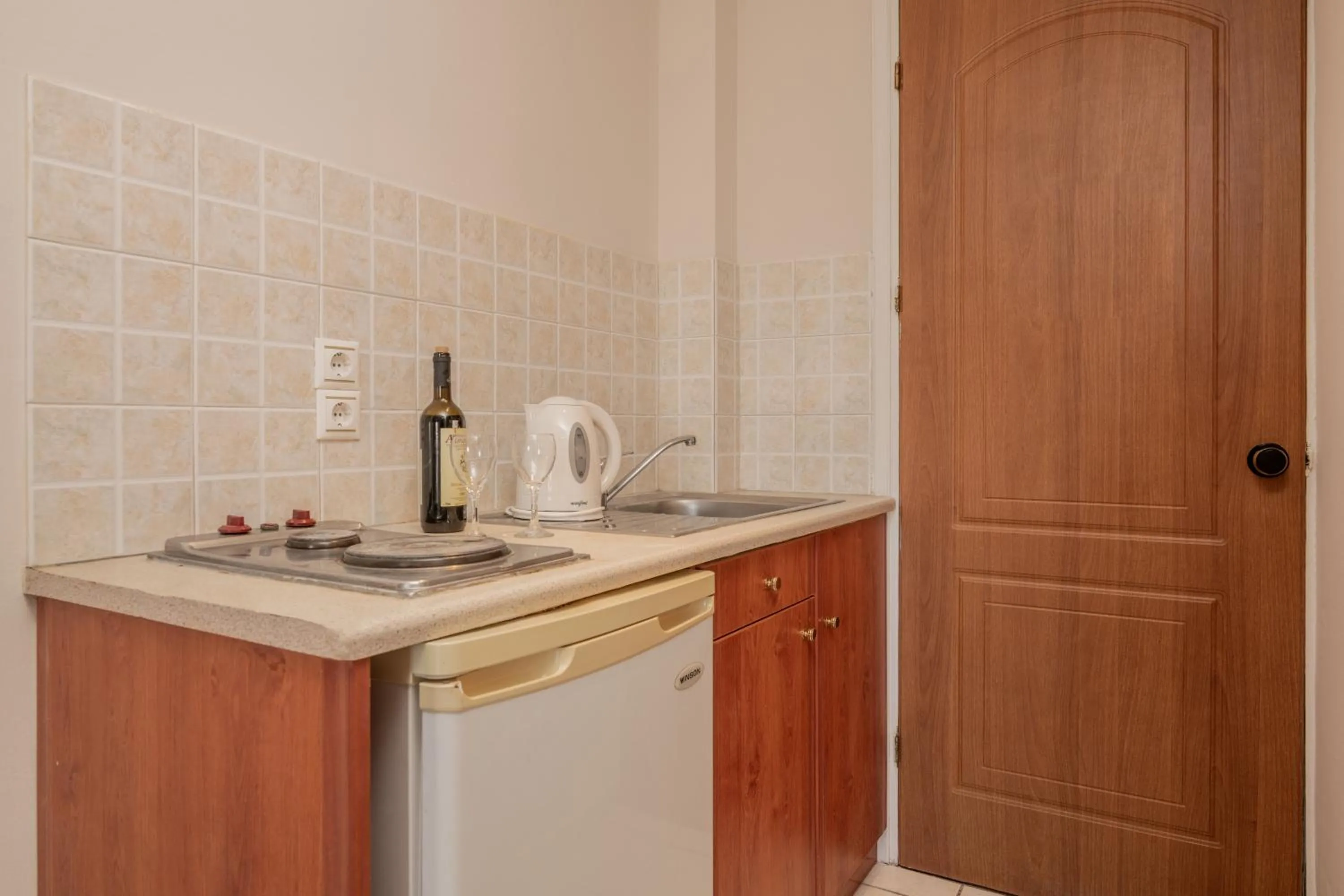 kitchen in Daisy Hotel