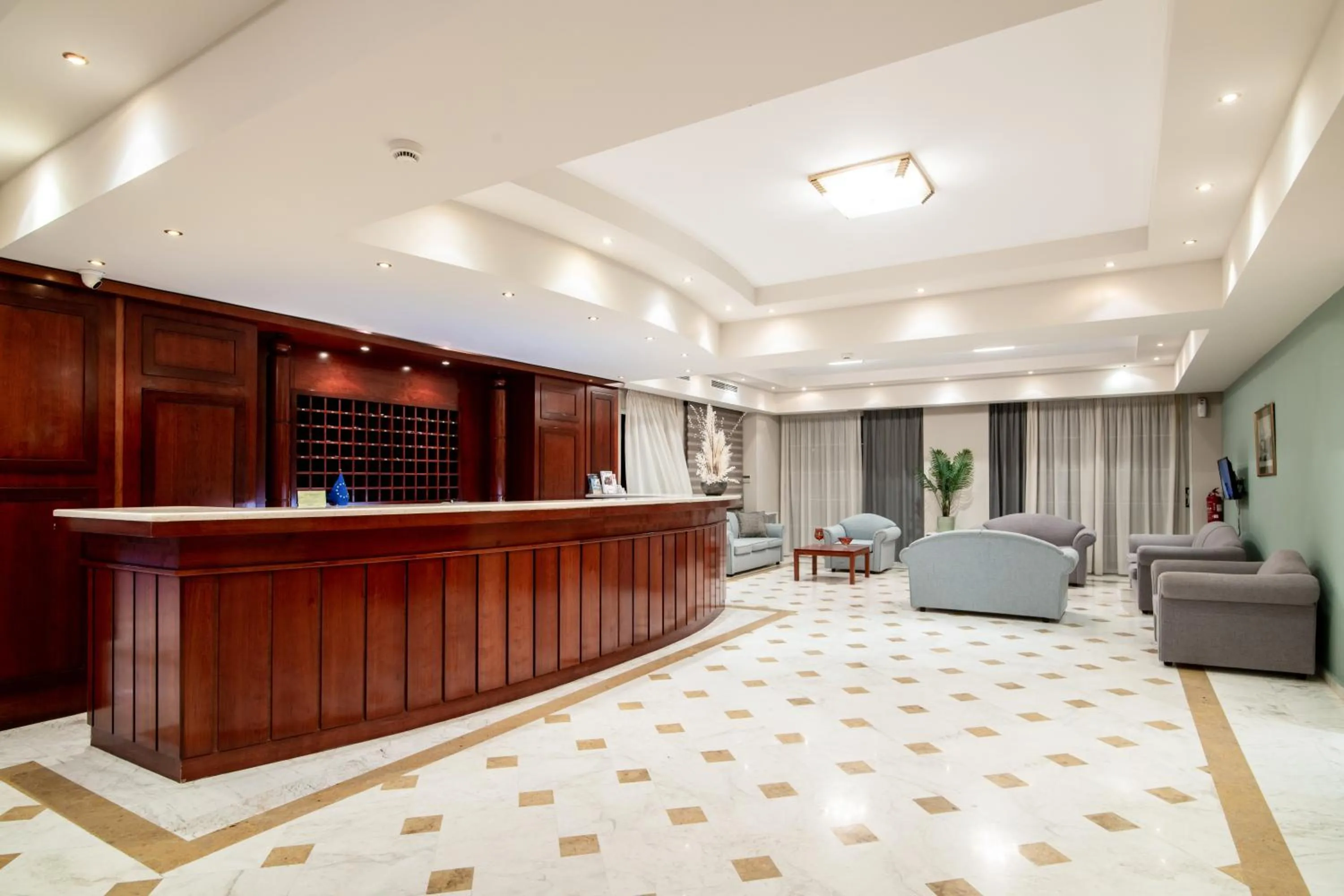 Lobby or reception in Daisy Hotel