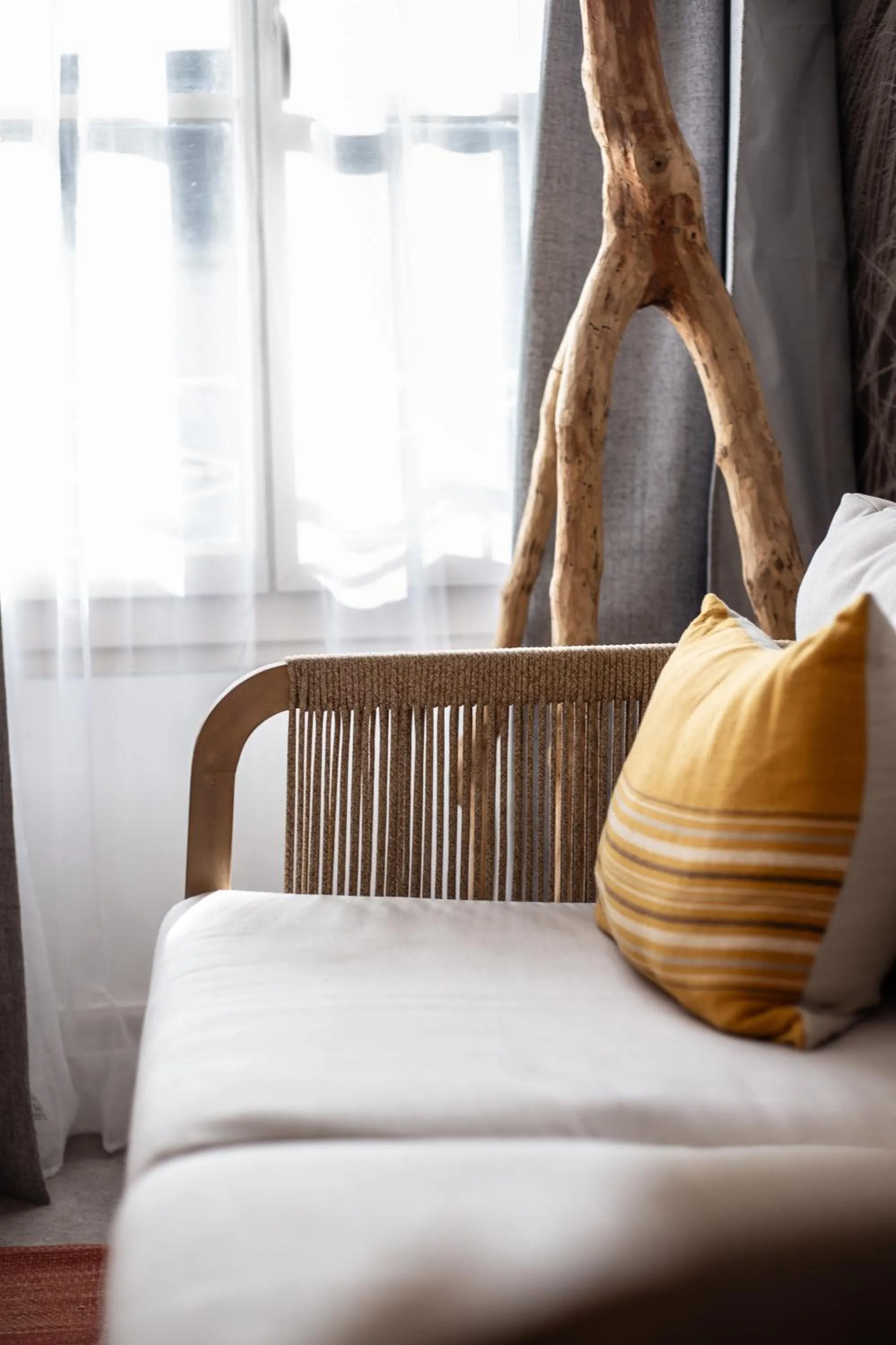 Living room, Bed in LE DUPE