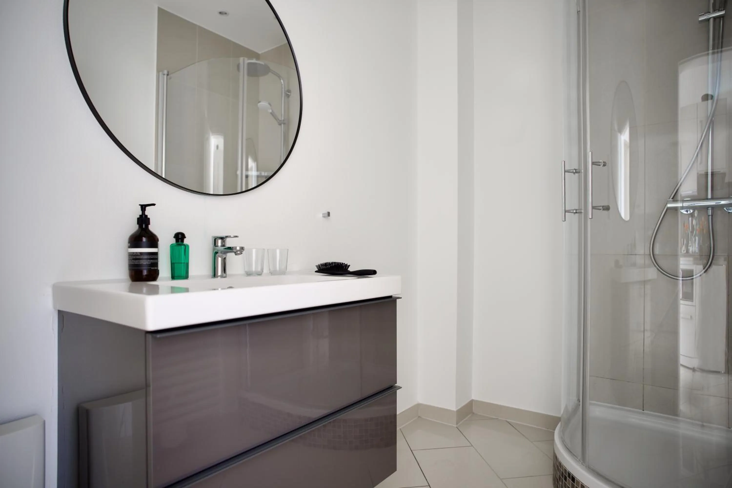 Shower in Apartments Les Jardins