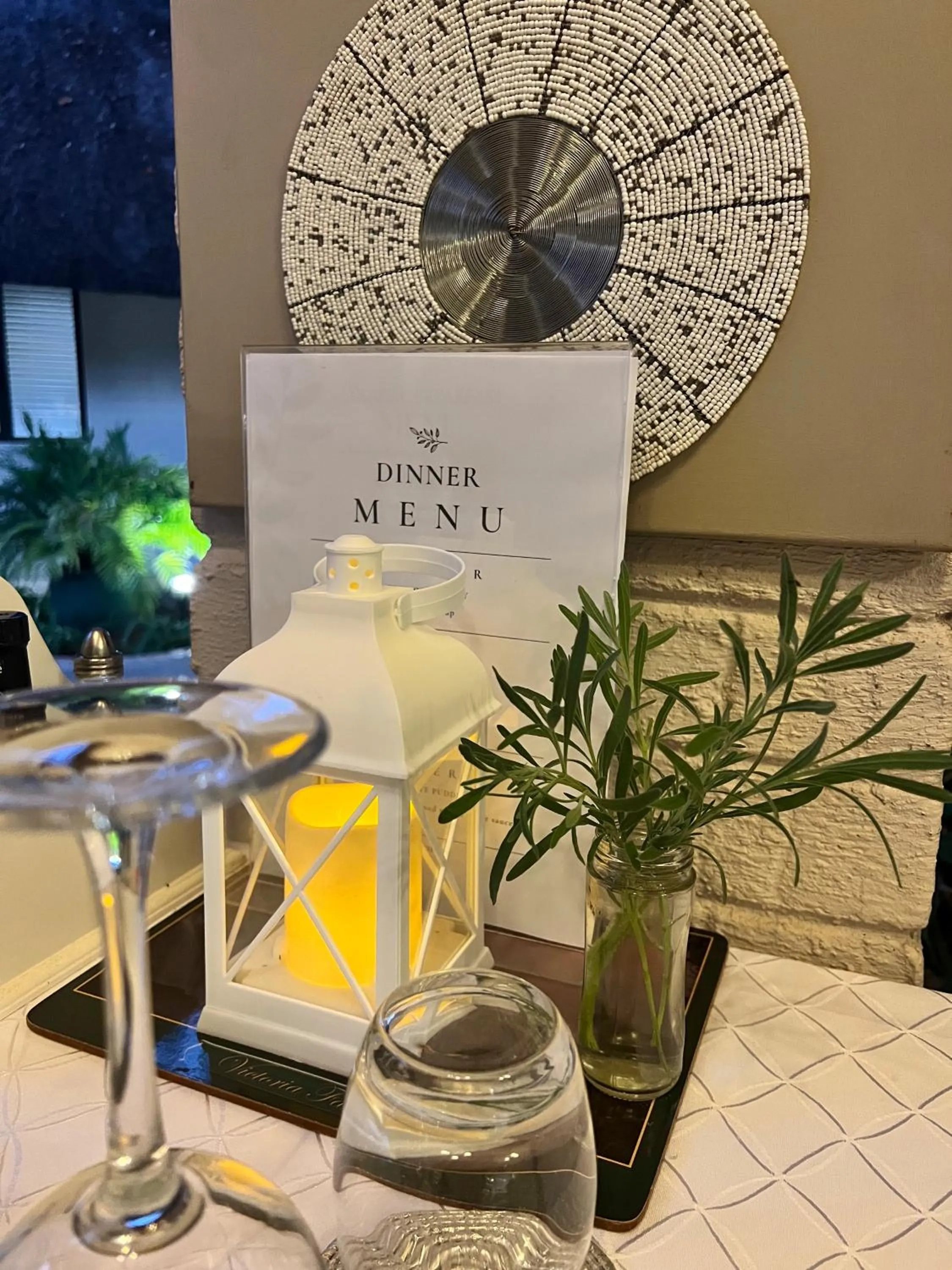 Restaurant/places to eat in Pamarah Lodge