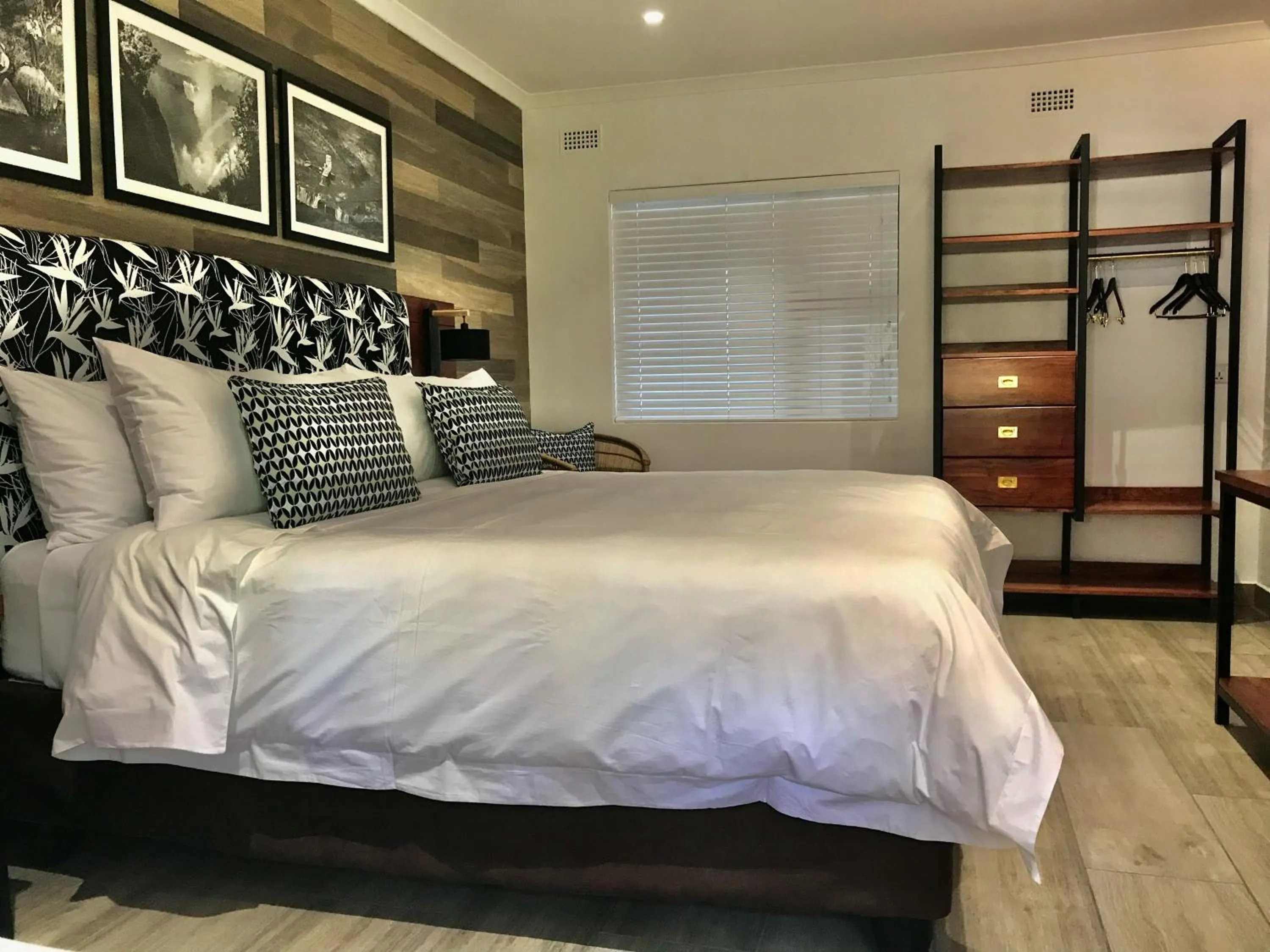 Bed in Pamarah Lodge