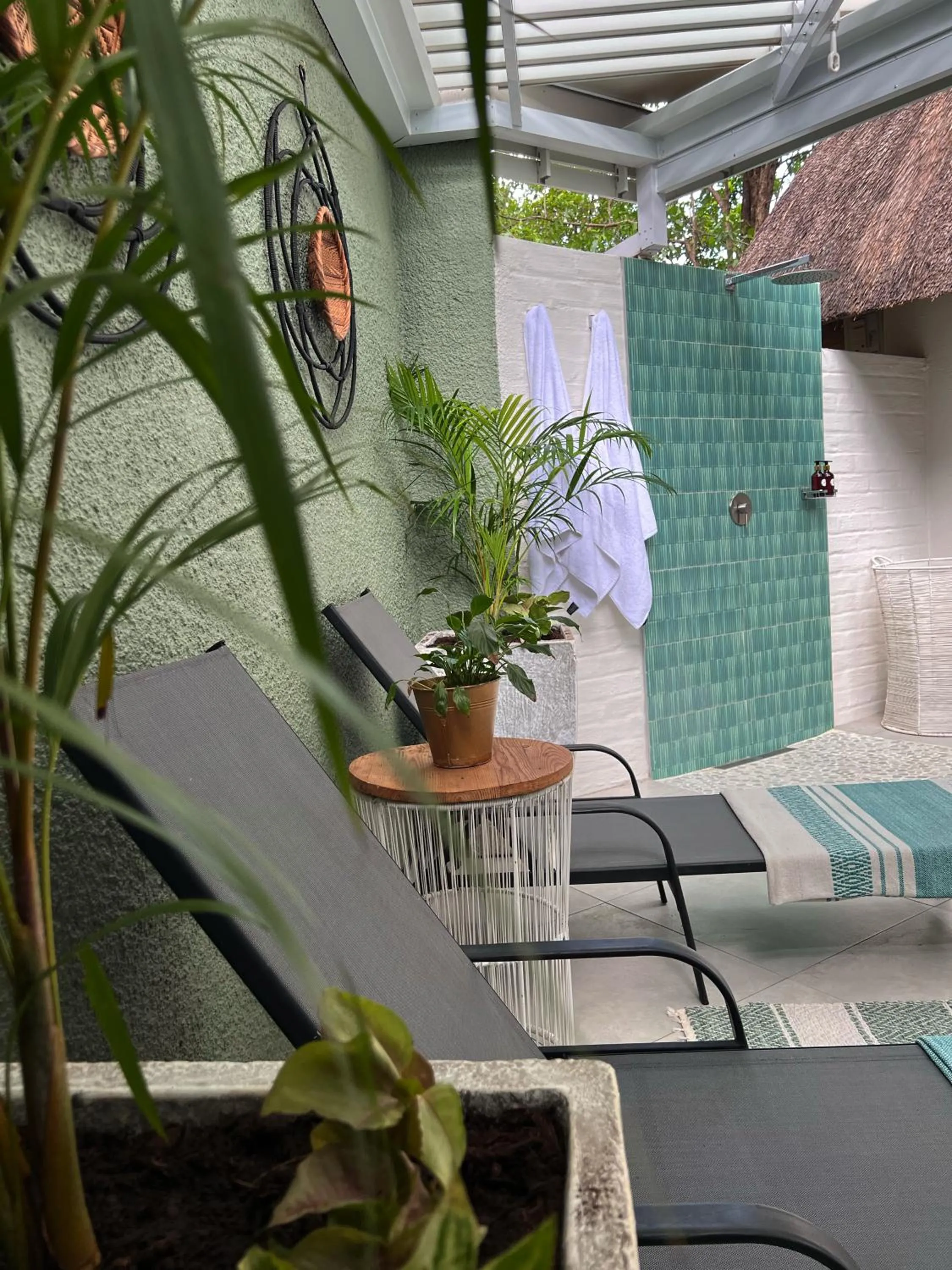 Shower in Pamarah Lodge