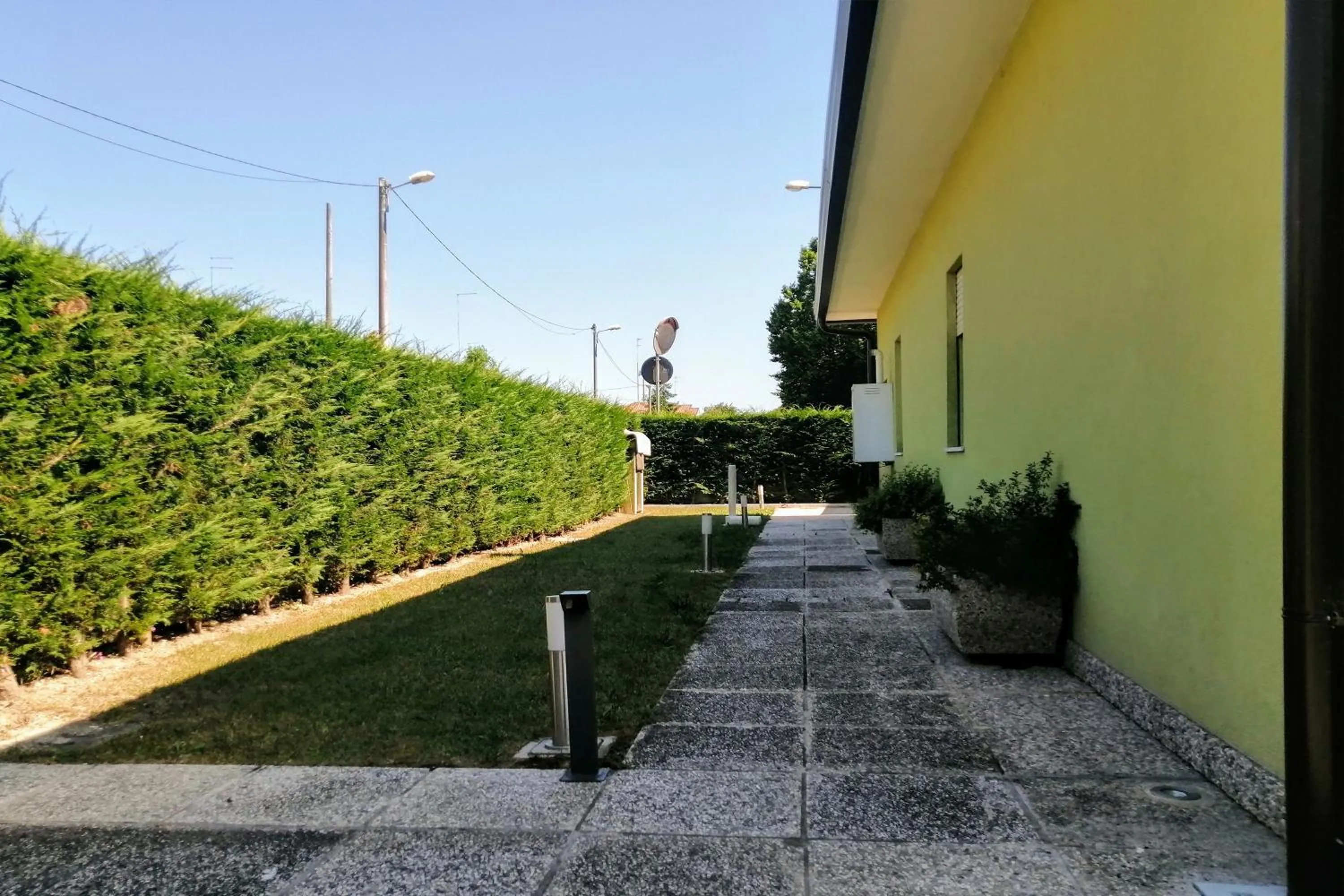 Property building in GreenColors DEPENDANCE