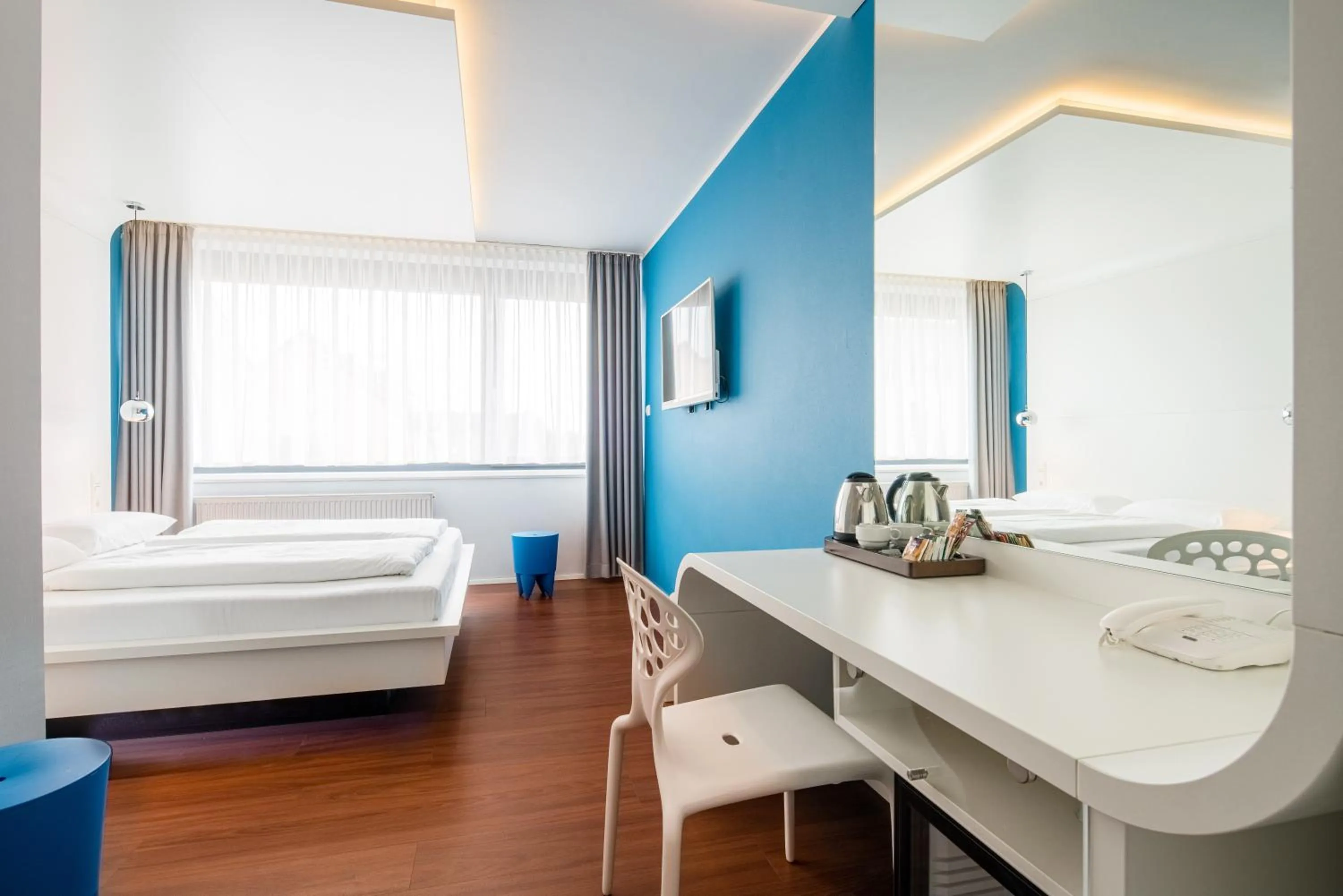 Photo of the whole room, Bed in Hotel Knorz