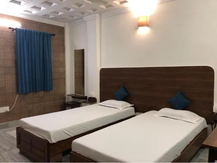 Bedroom, Bed in Hotel Saluja