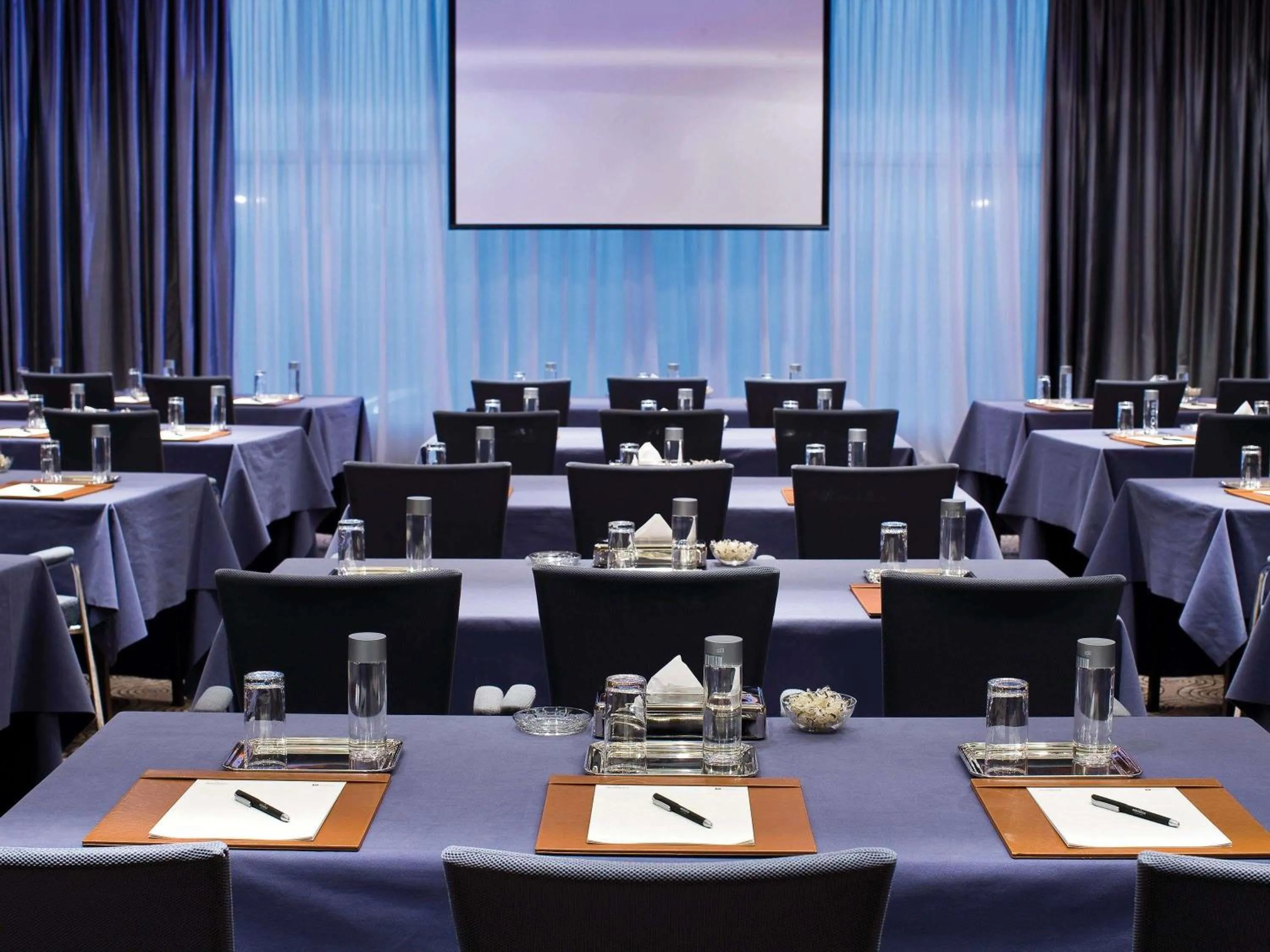 Meeting/conference room in Mövenpick Hotel Al Khobar