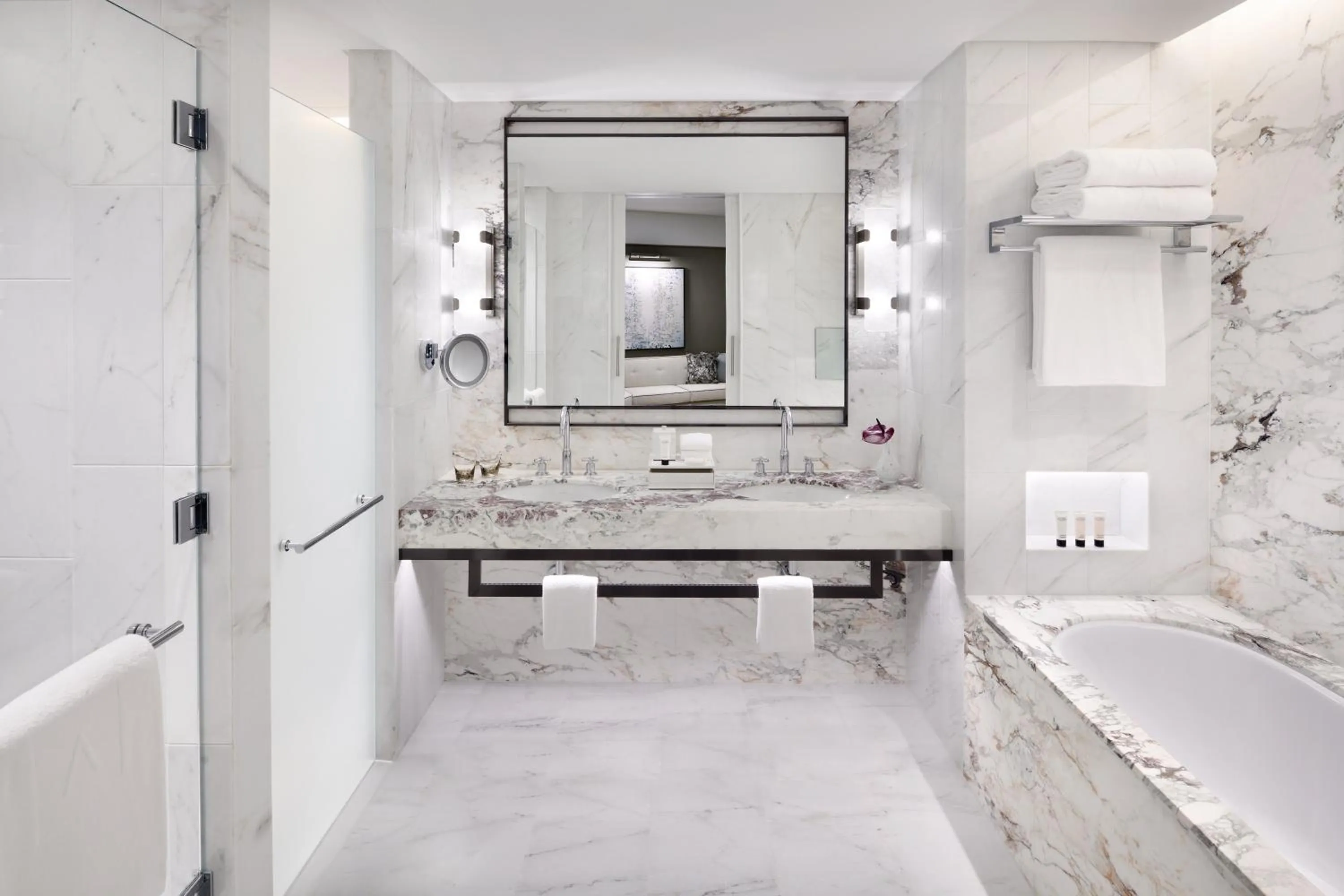 Shower in Address Downtown