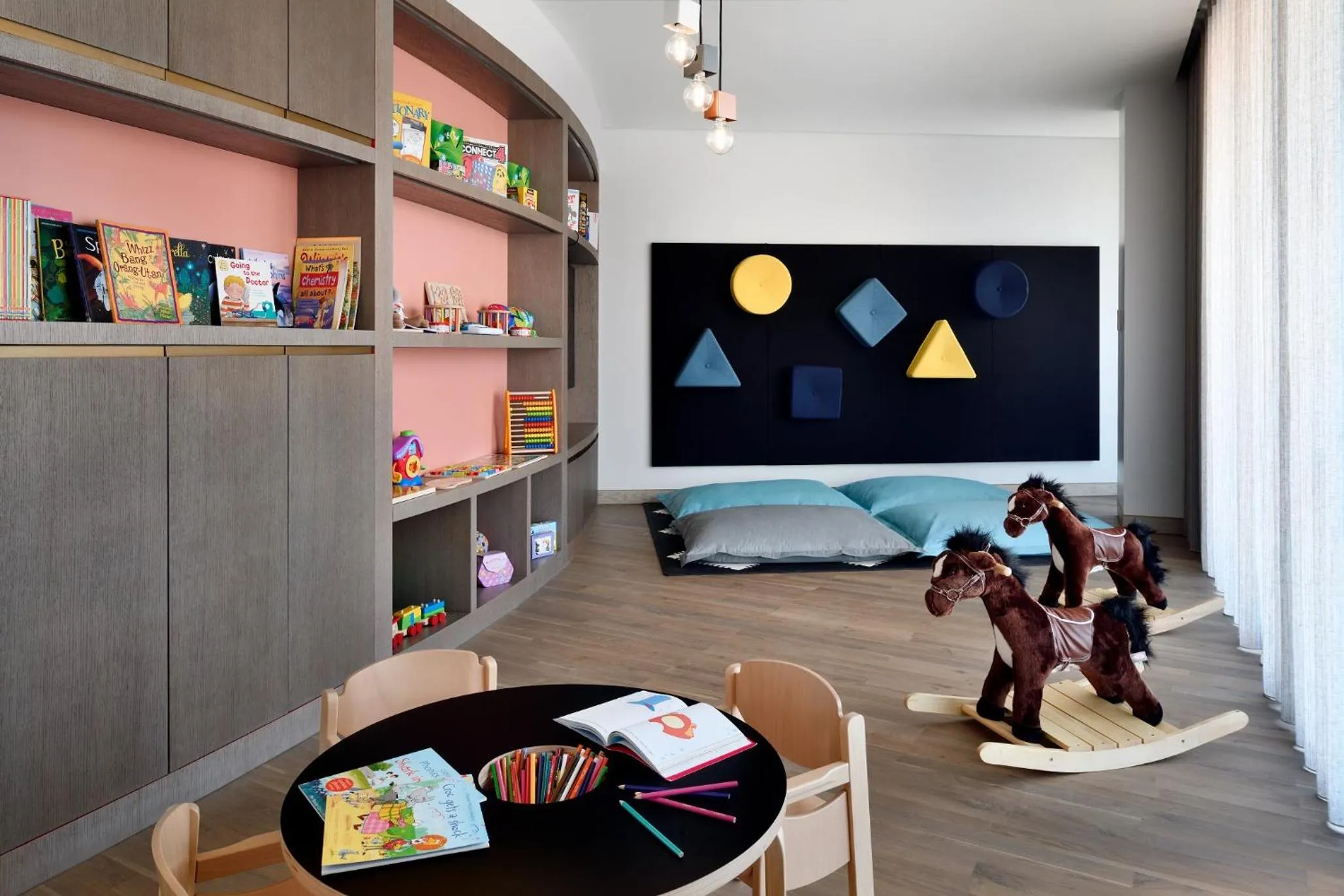 Kids's club, Bed in Address Downtown