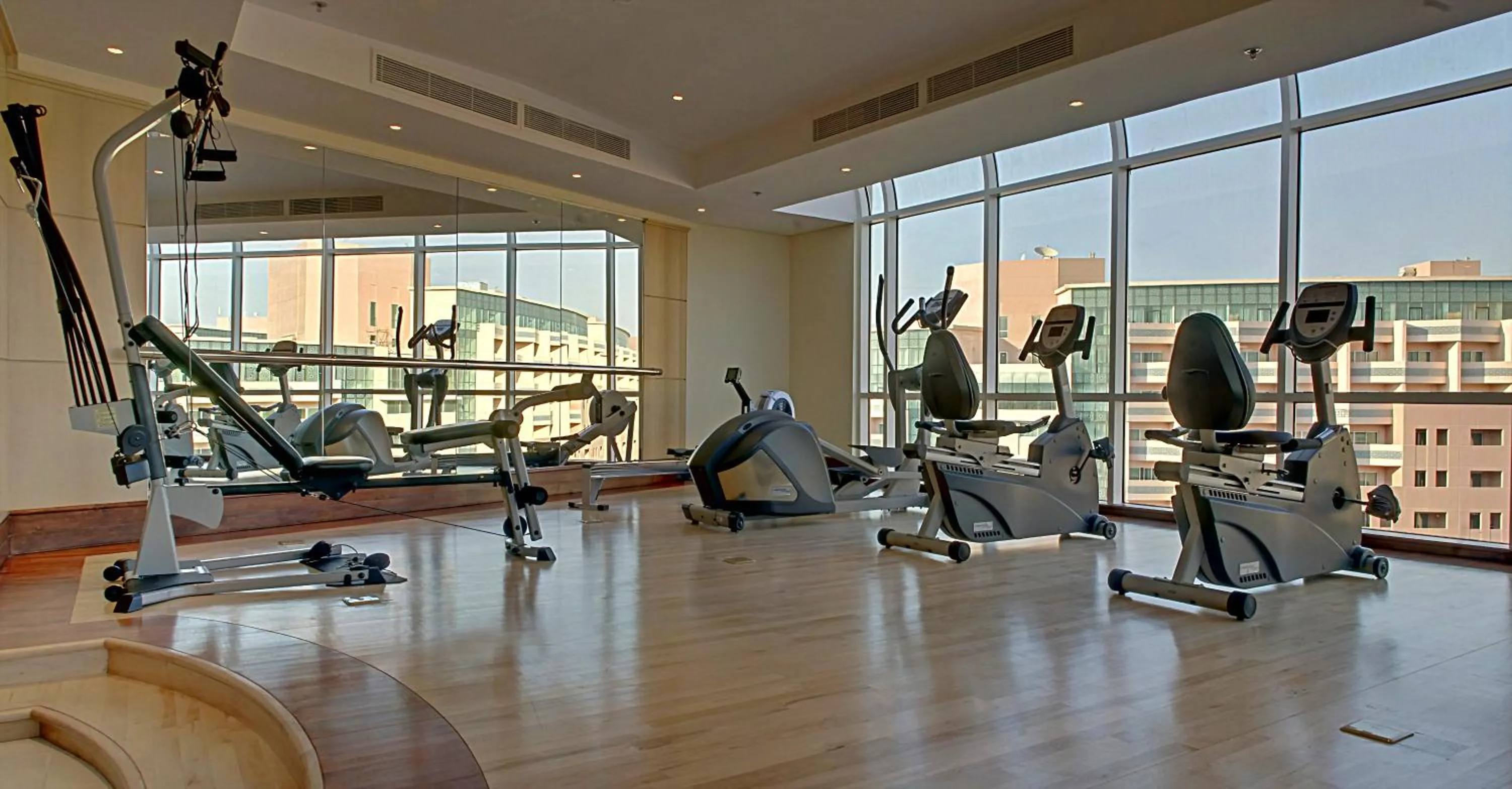 Fitness centre/facilities in Chelsea Gardens Hotel Apartment