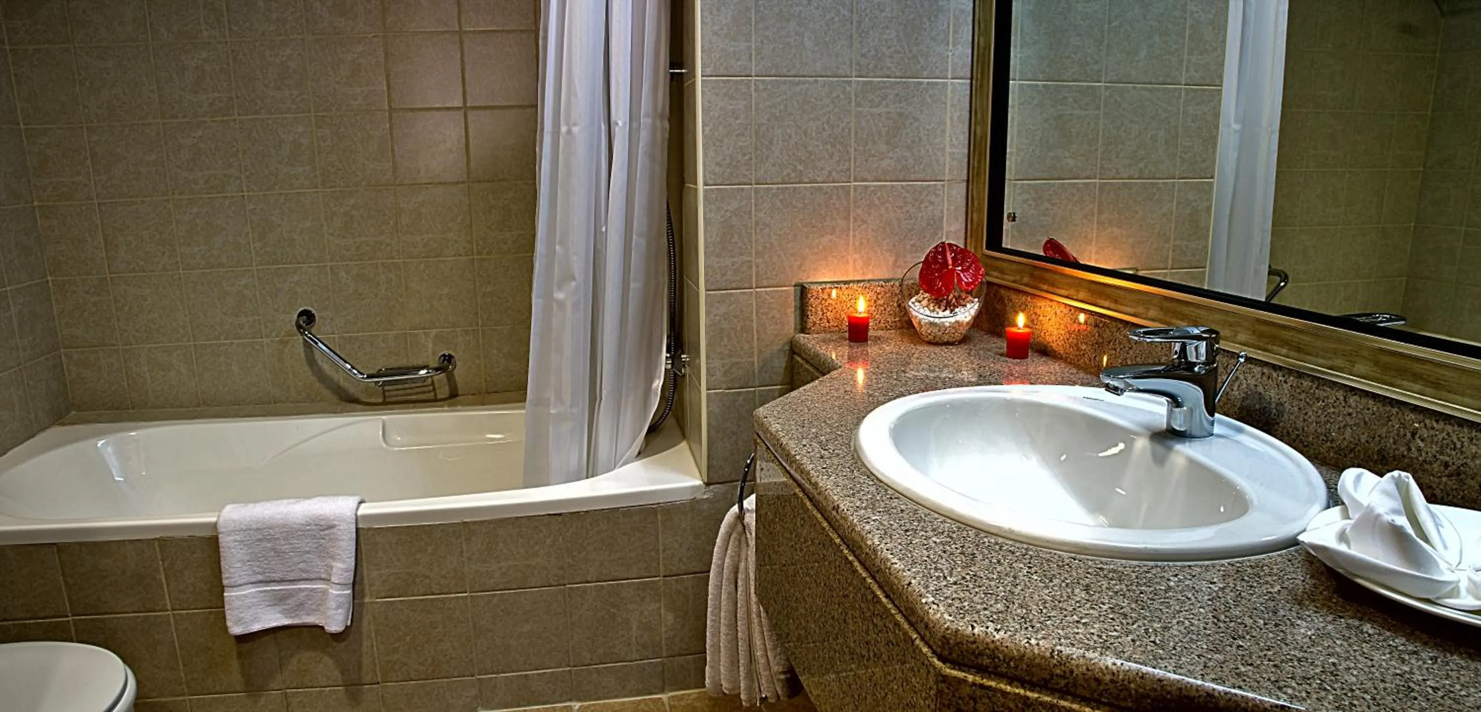 Bathroom in Chelsea Gardens Hotel Apartment