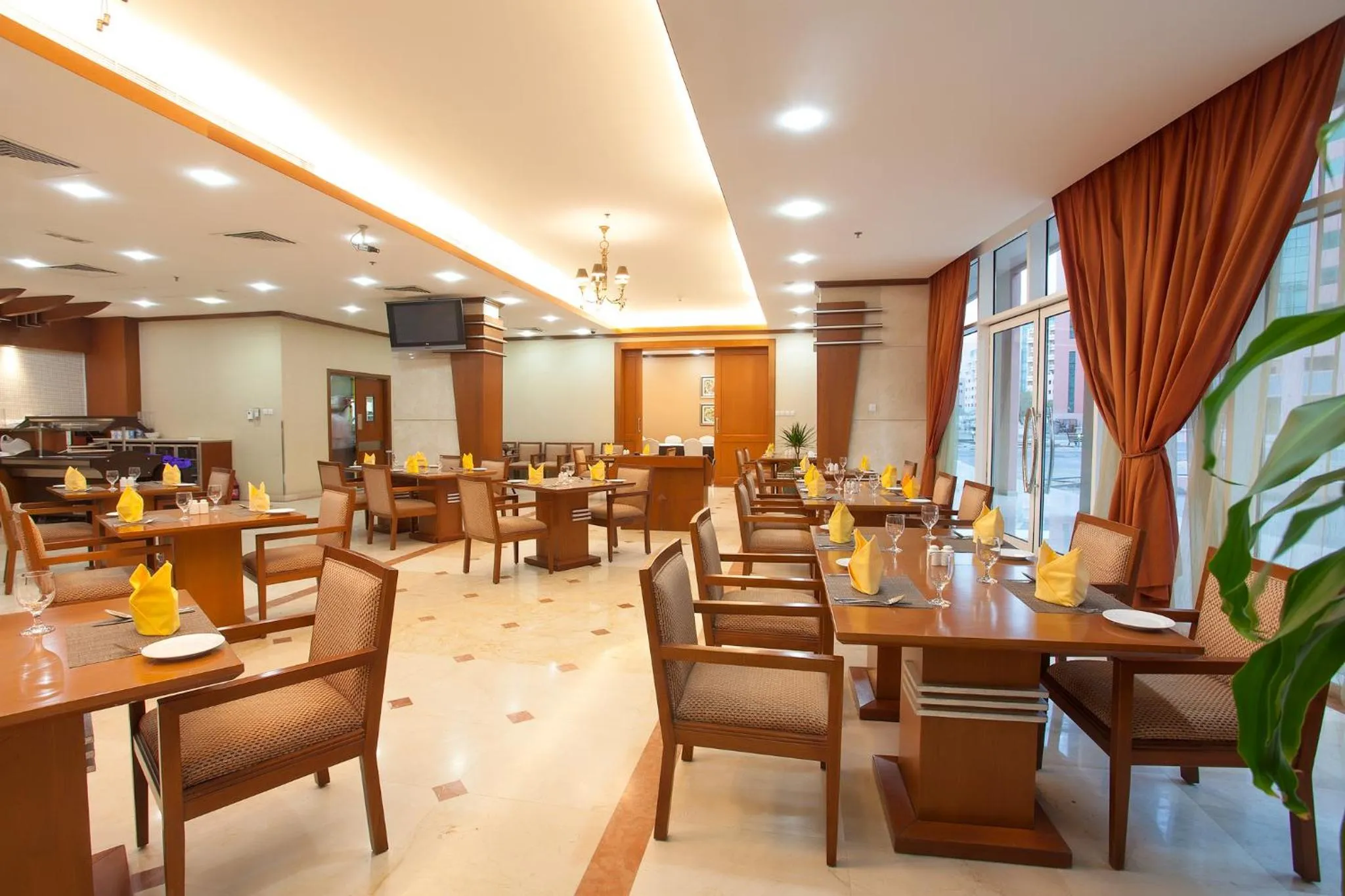 Restaurant/places to eat in Chelsea Gardens Hotel Apartment