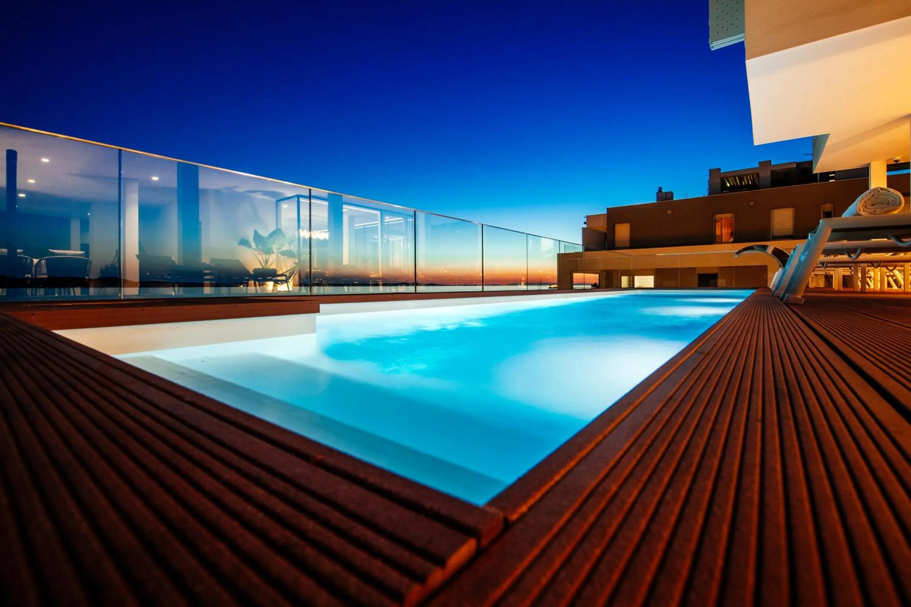 Night in Dedaj Resort - Villa Tina