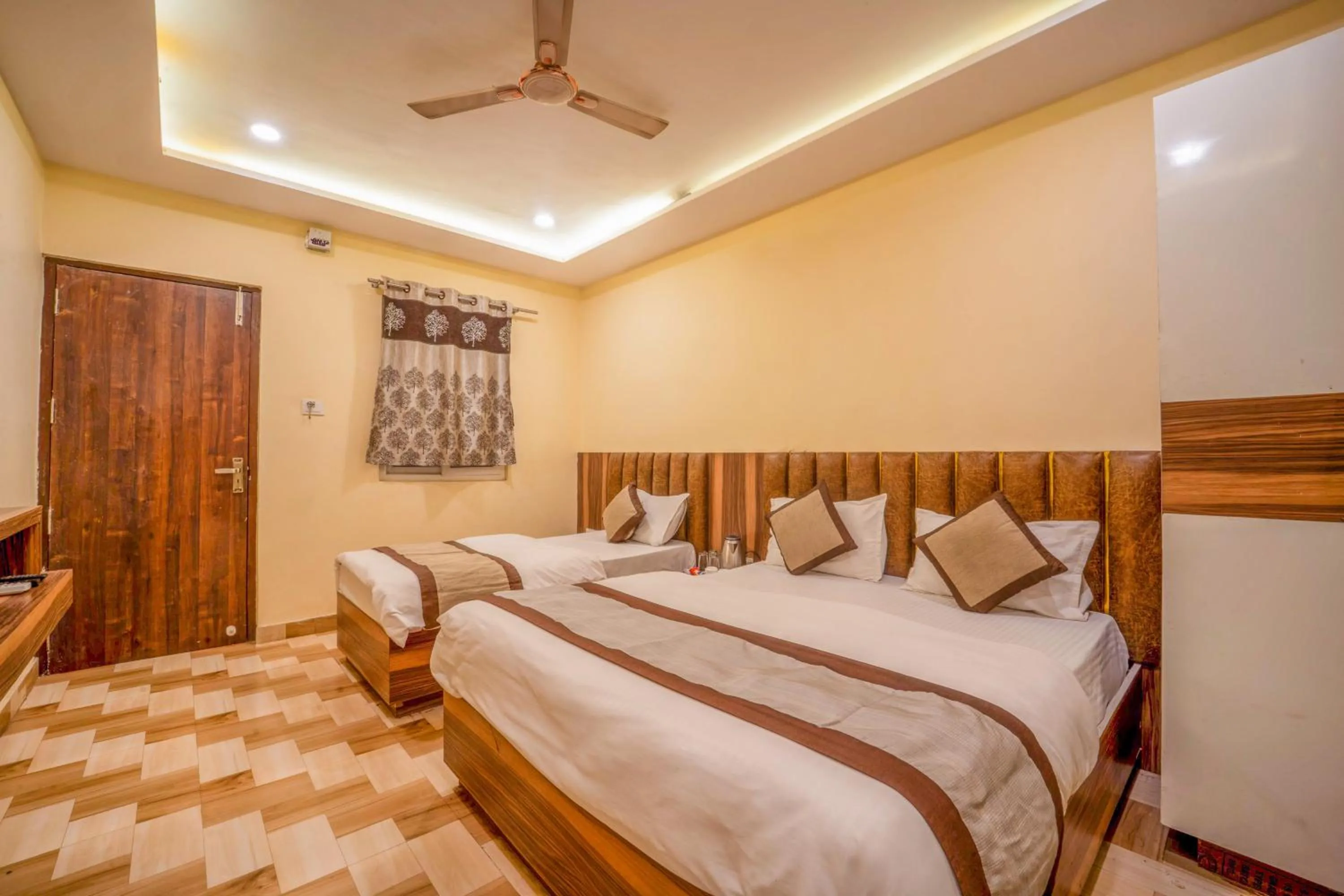 Bed in HOTEL AUGUSTO