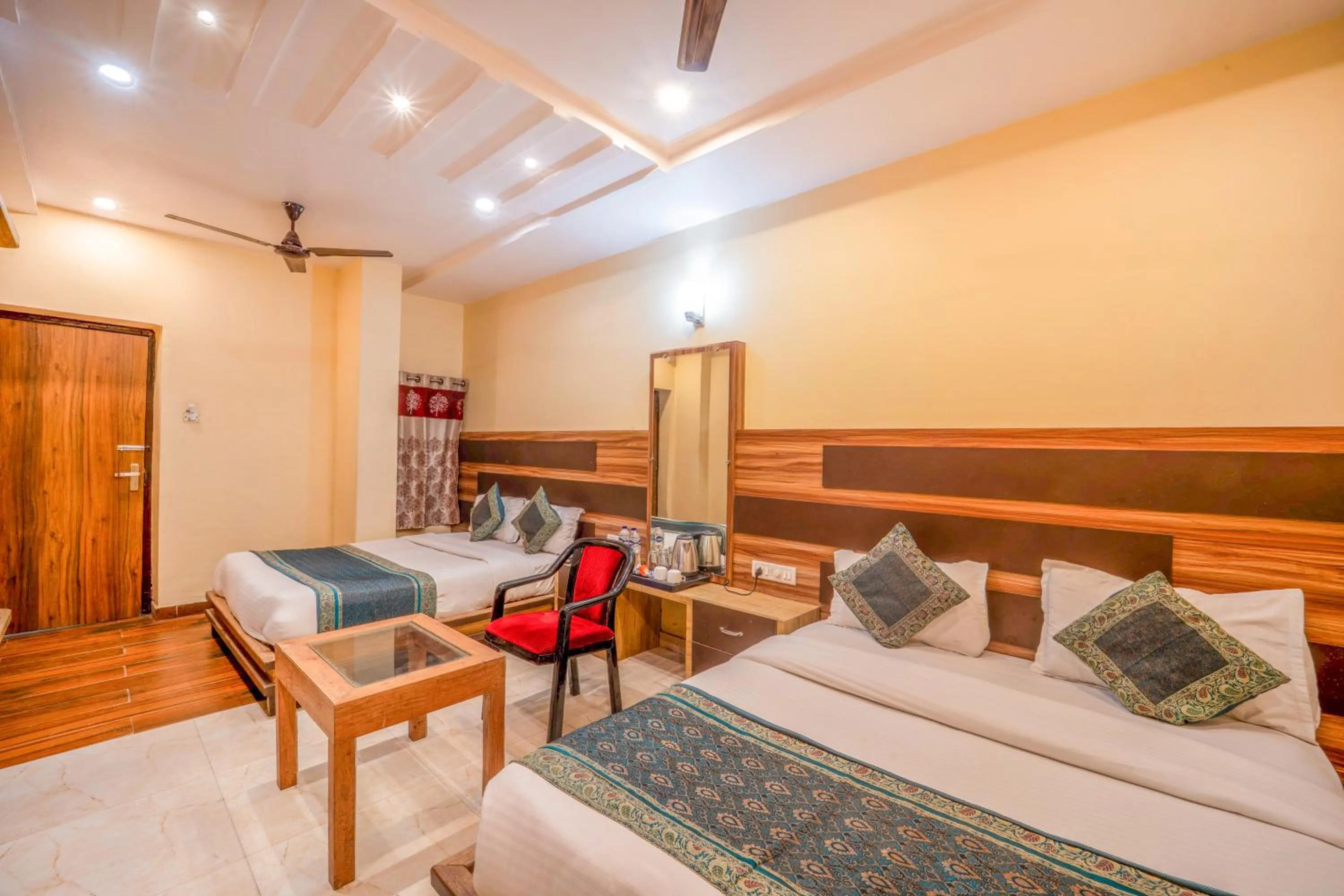 Bedroom, Bed in HOTEL AUGUSTO