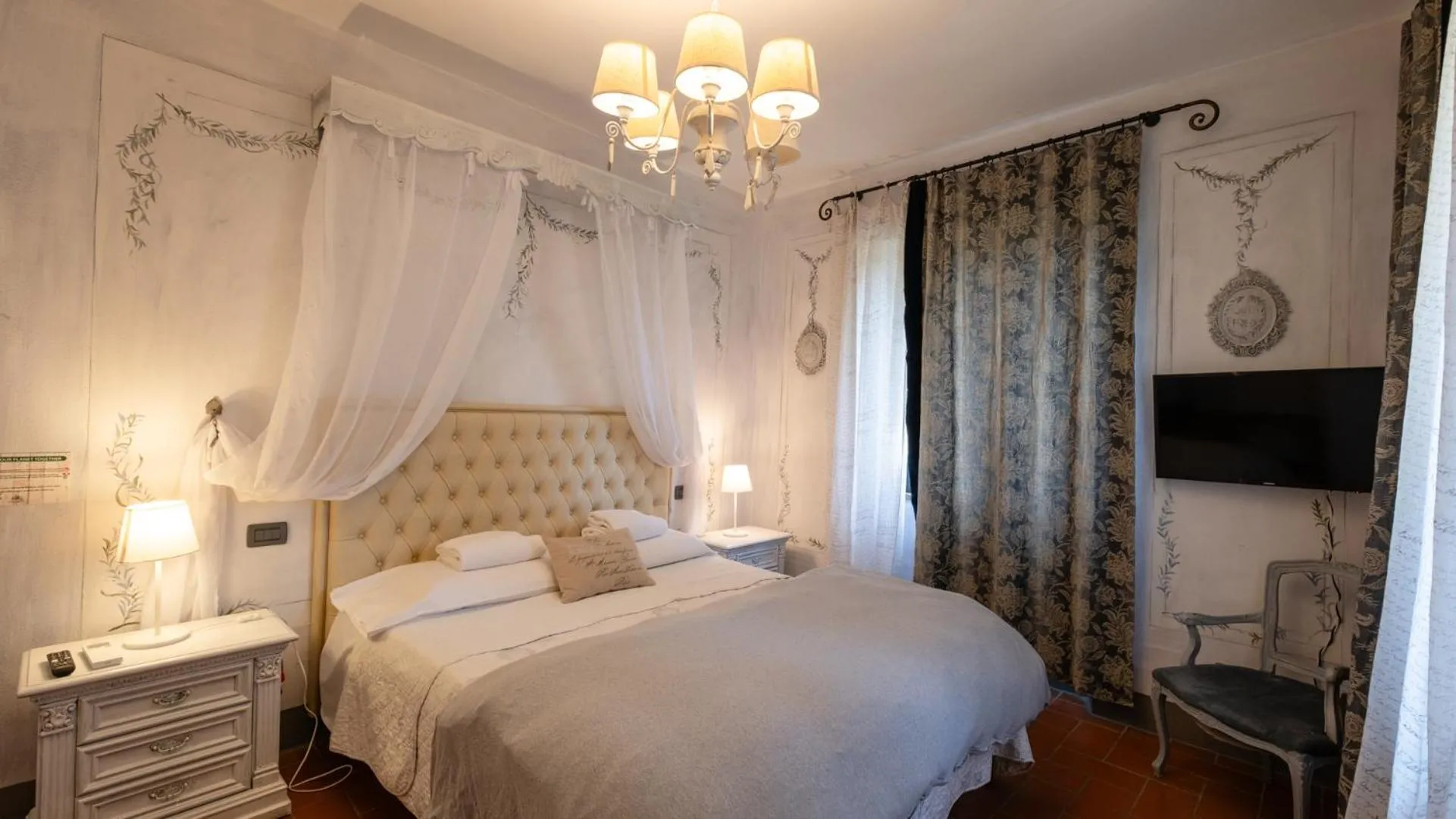 Bedroom, Bed in Il Castagnolo Country B&B