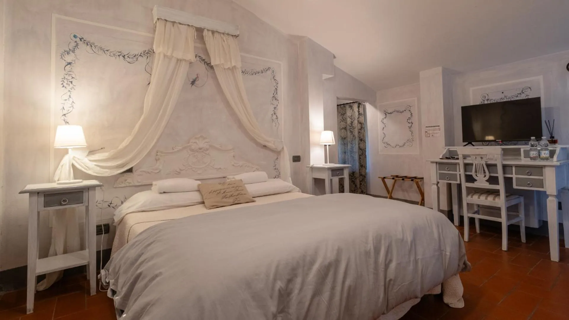 Bedroom, Bed in Il Castagnolo Country B&B