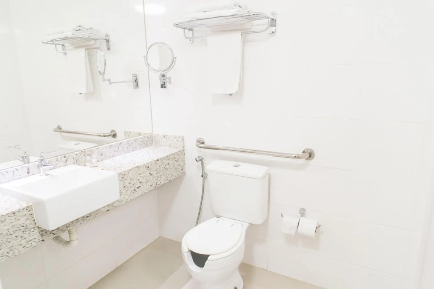 Bathroom in Lagoon Prime Hotel