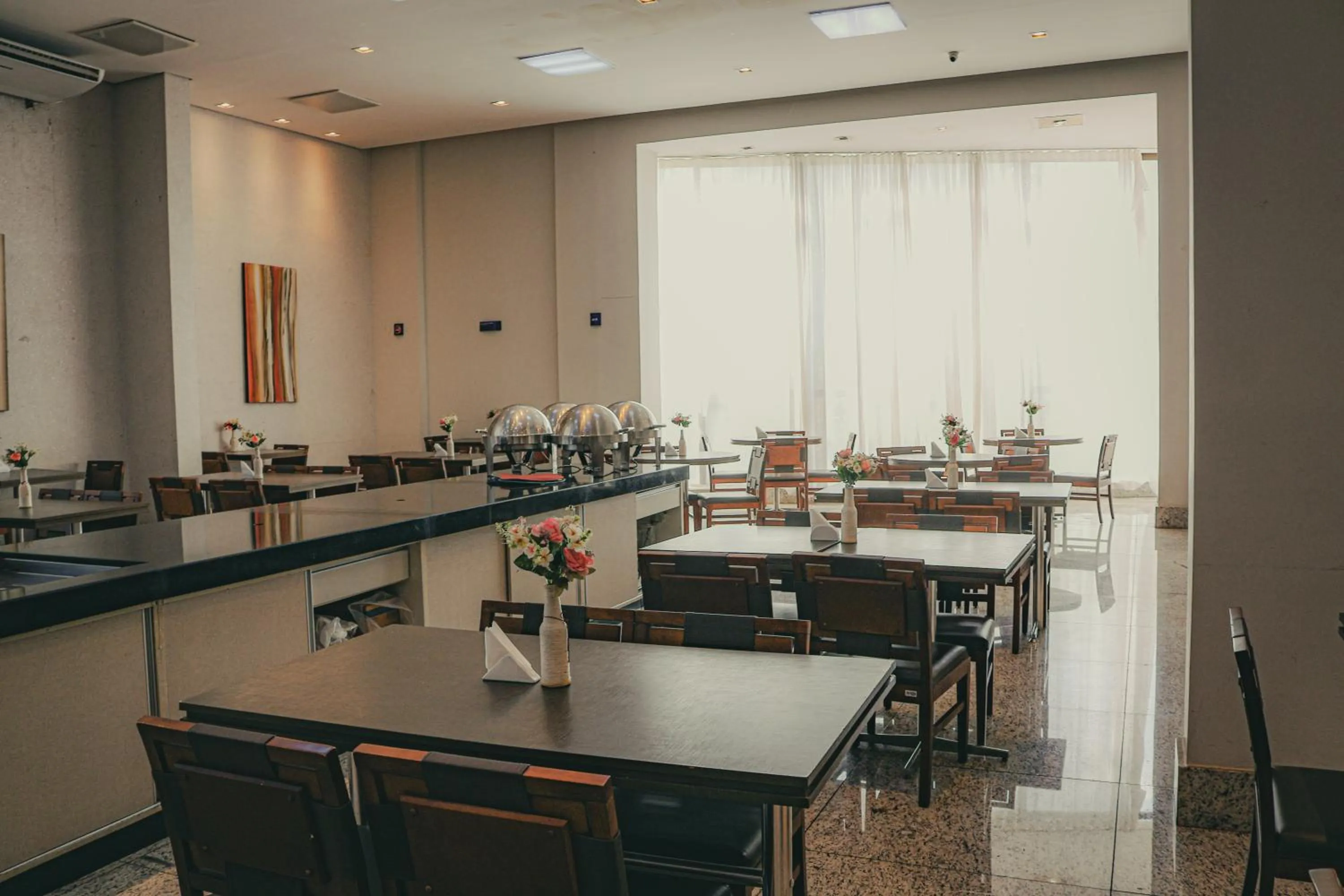 Restaurant/places to eat in Lagoon Prime Hotel