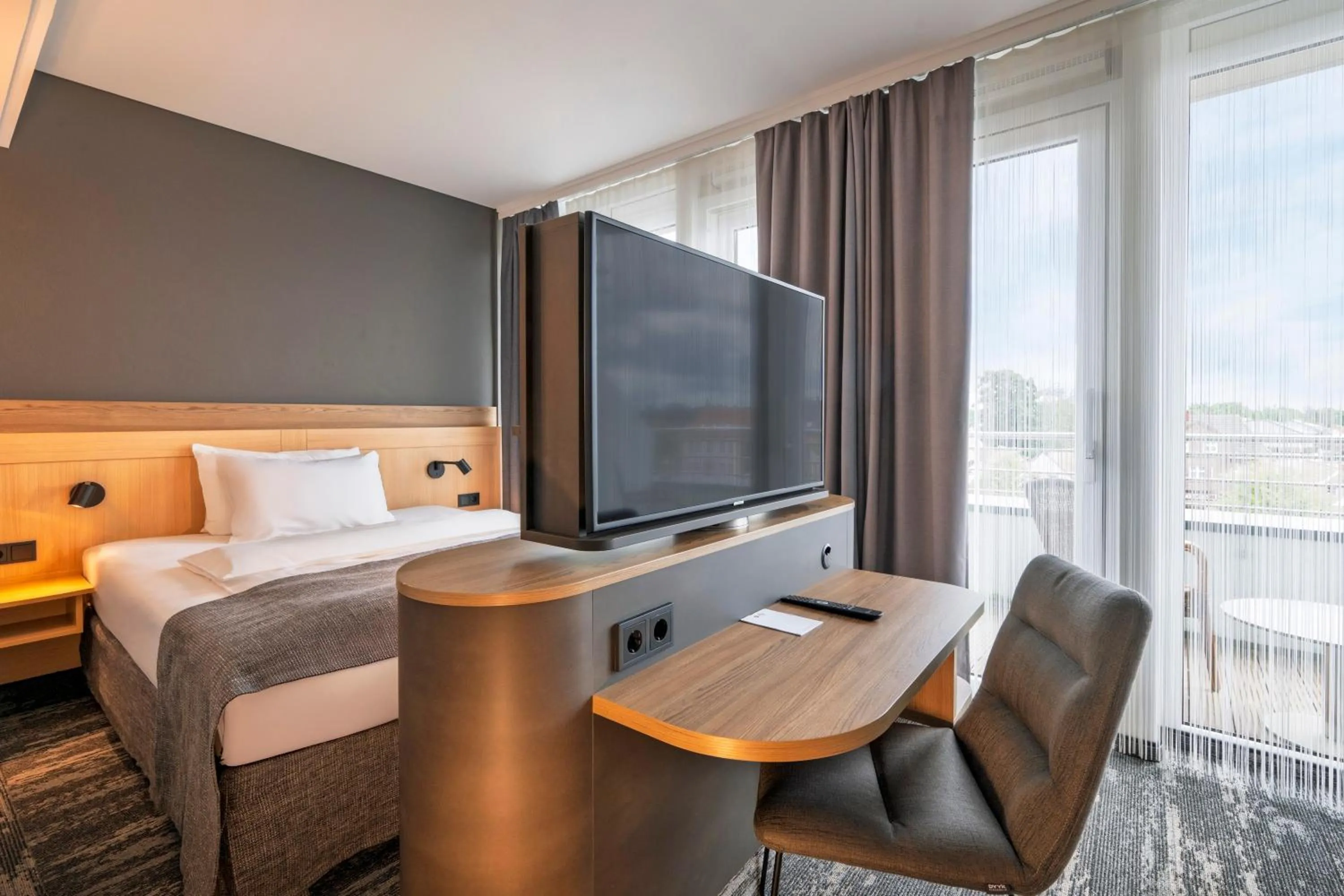 Photo of the whole room, Bed in Best Western Plus Hotel Papenburg