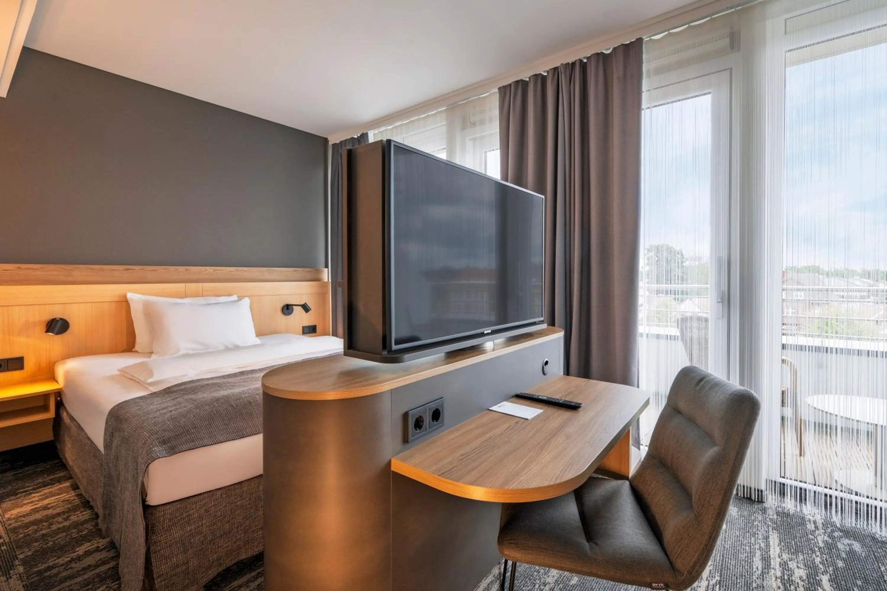 Photo of the whole room, Bed in Best Western Plus Hotel Papenburg