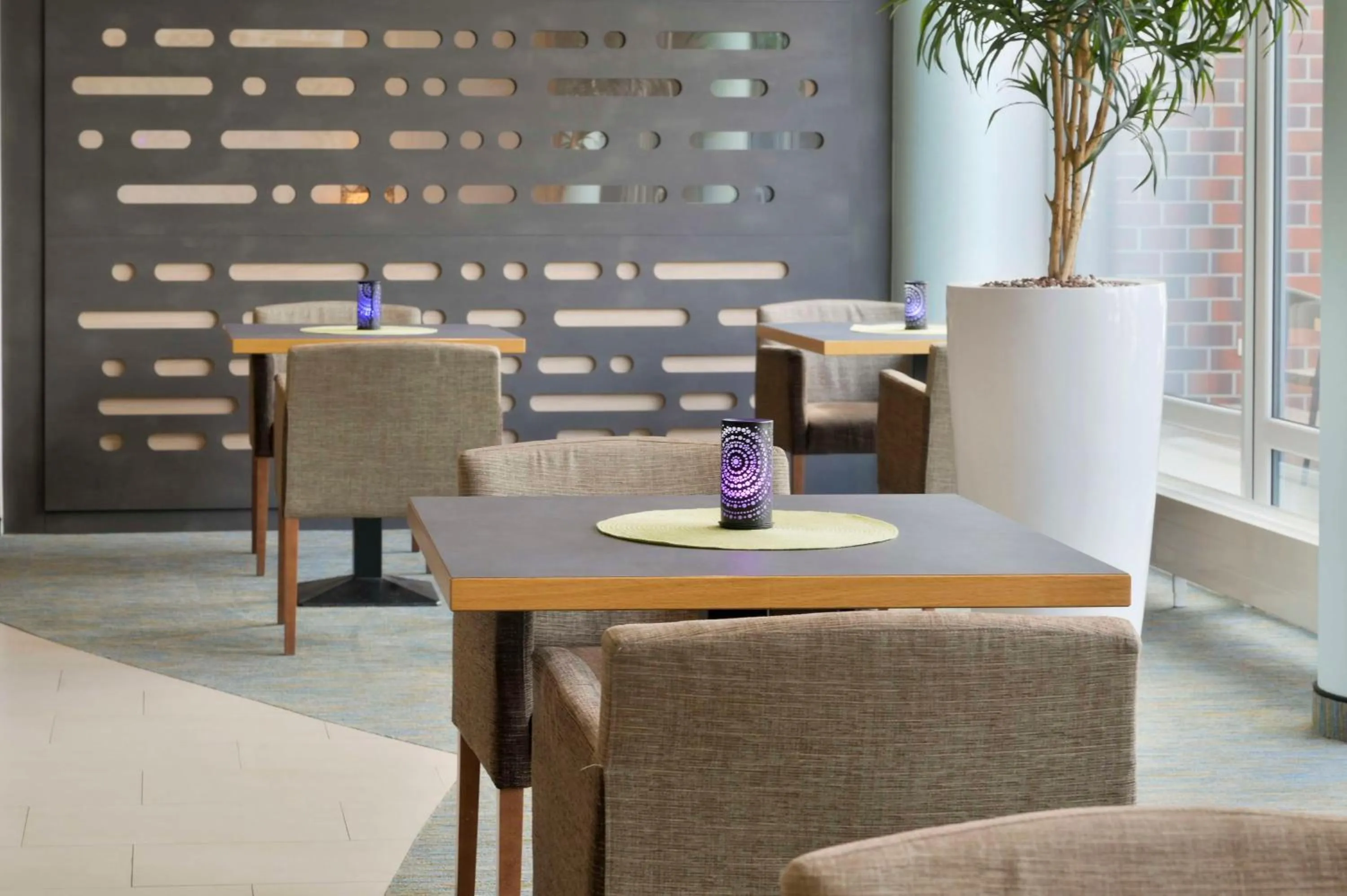 Lounge or bar in Best Western Plus Hotel Papenburg