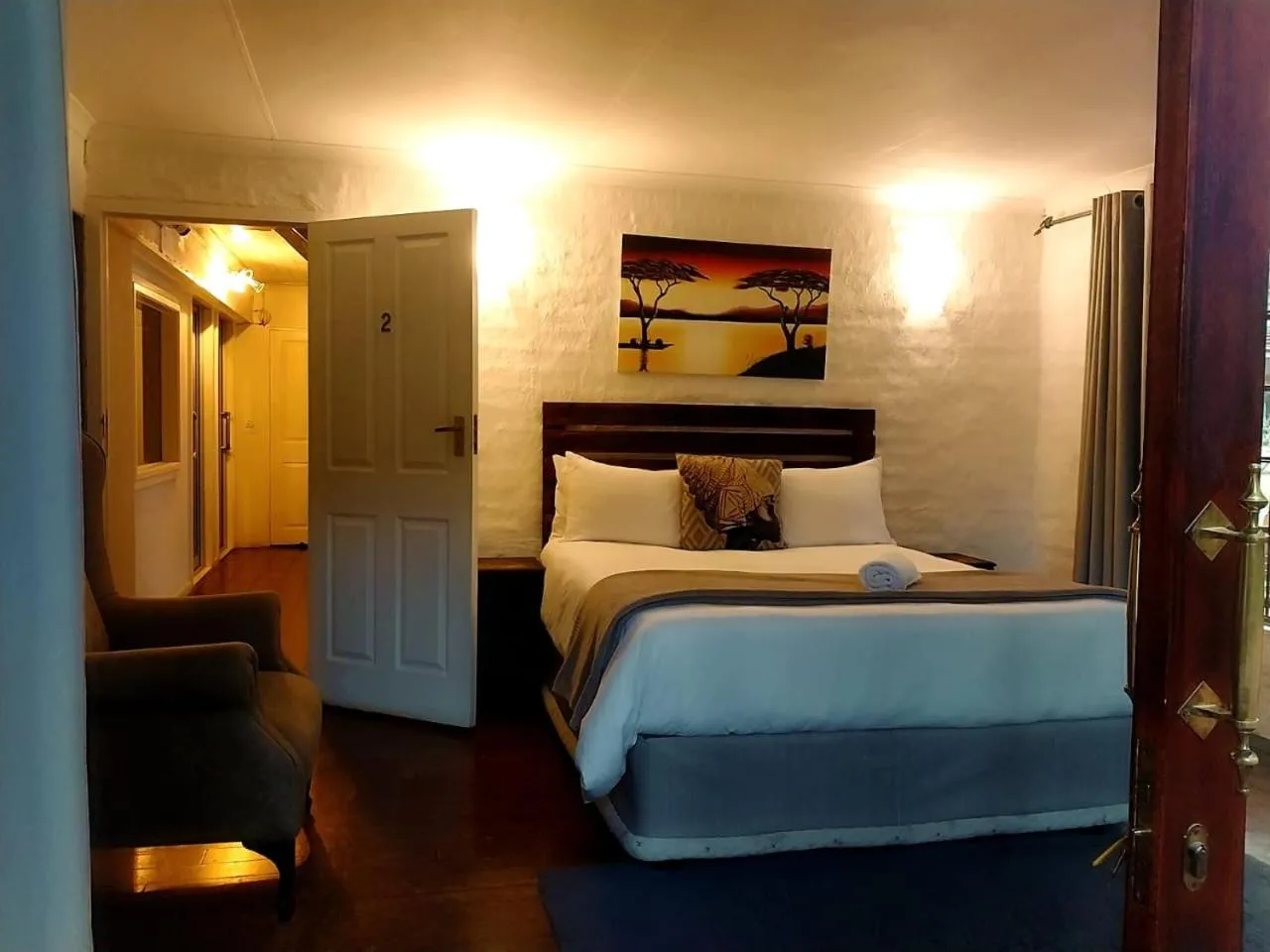 Photo of the whole room, Bed in Libra Lodge & Spa - Randburg, Johannesburg